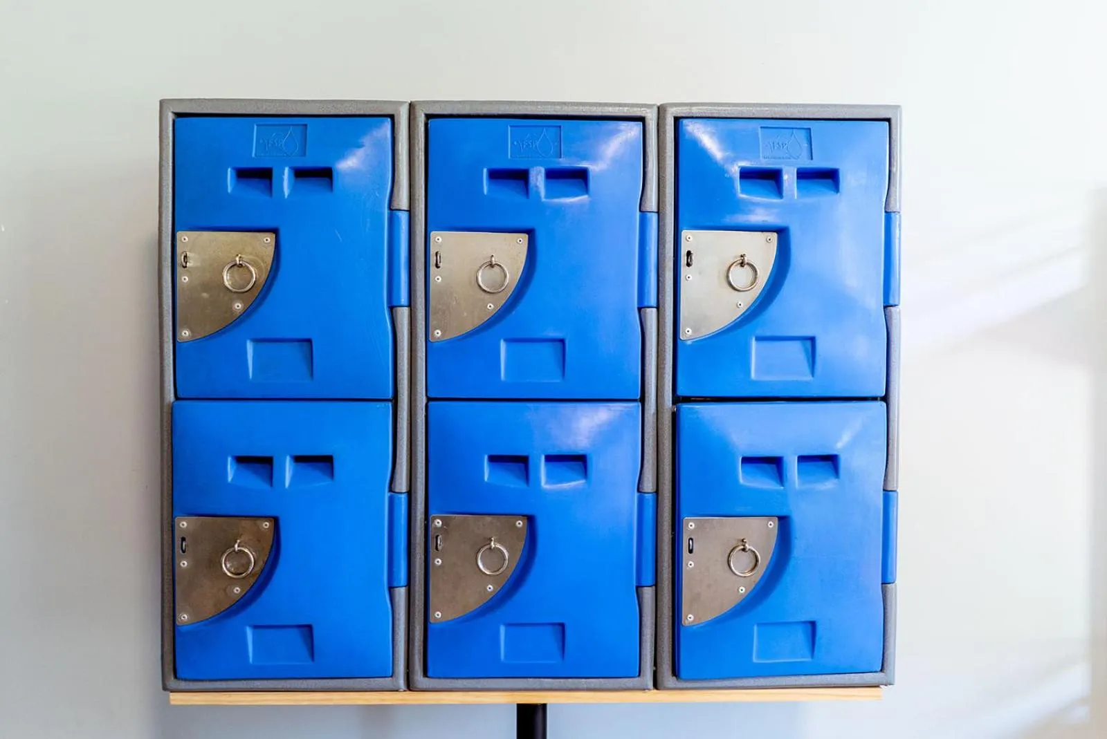 microwave in Noosa Flashpackers