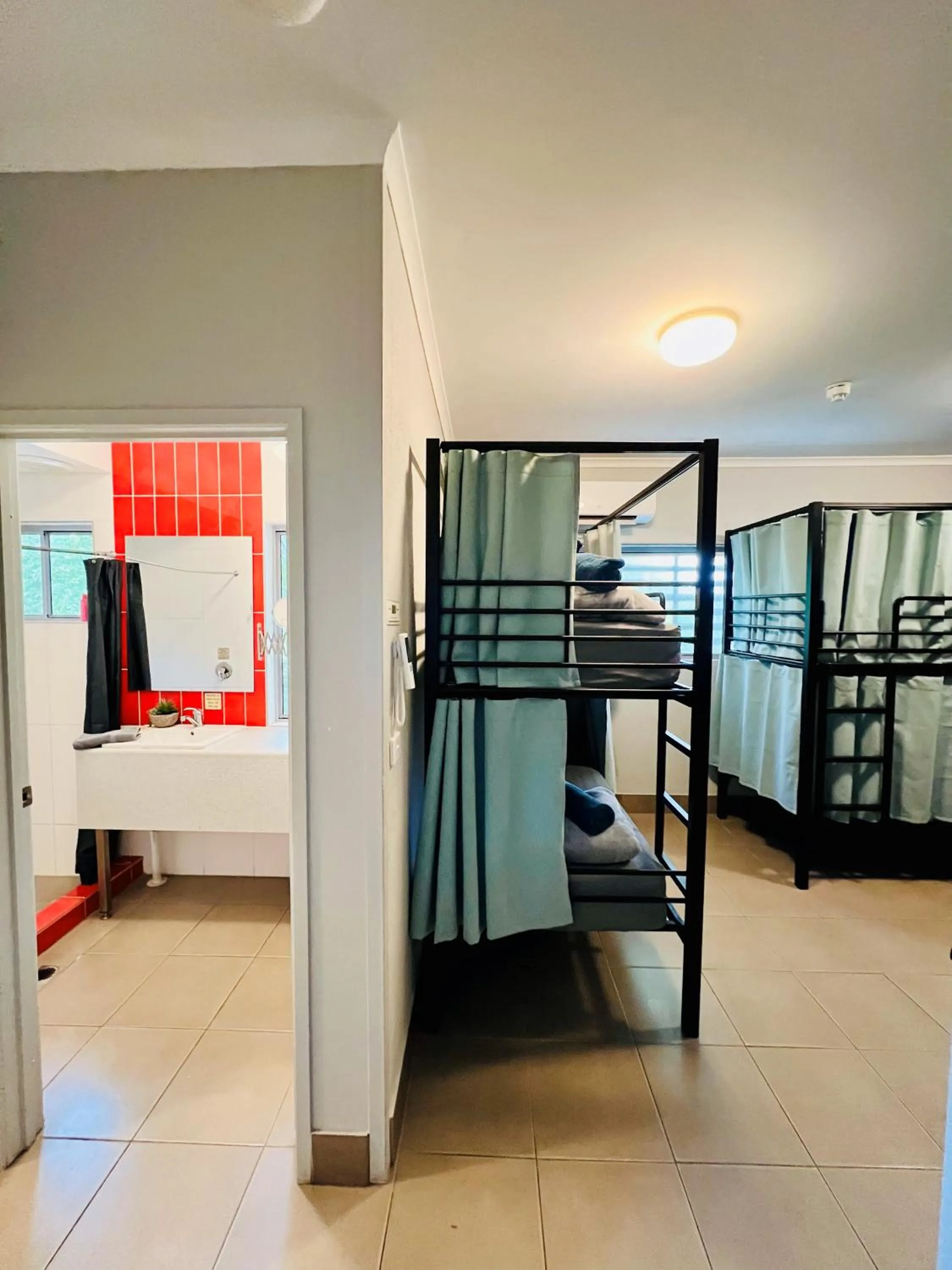 Bed in Noosa Flashpackers