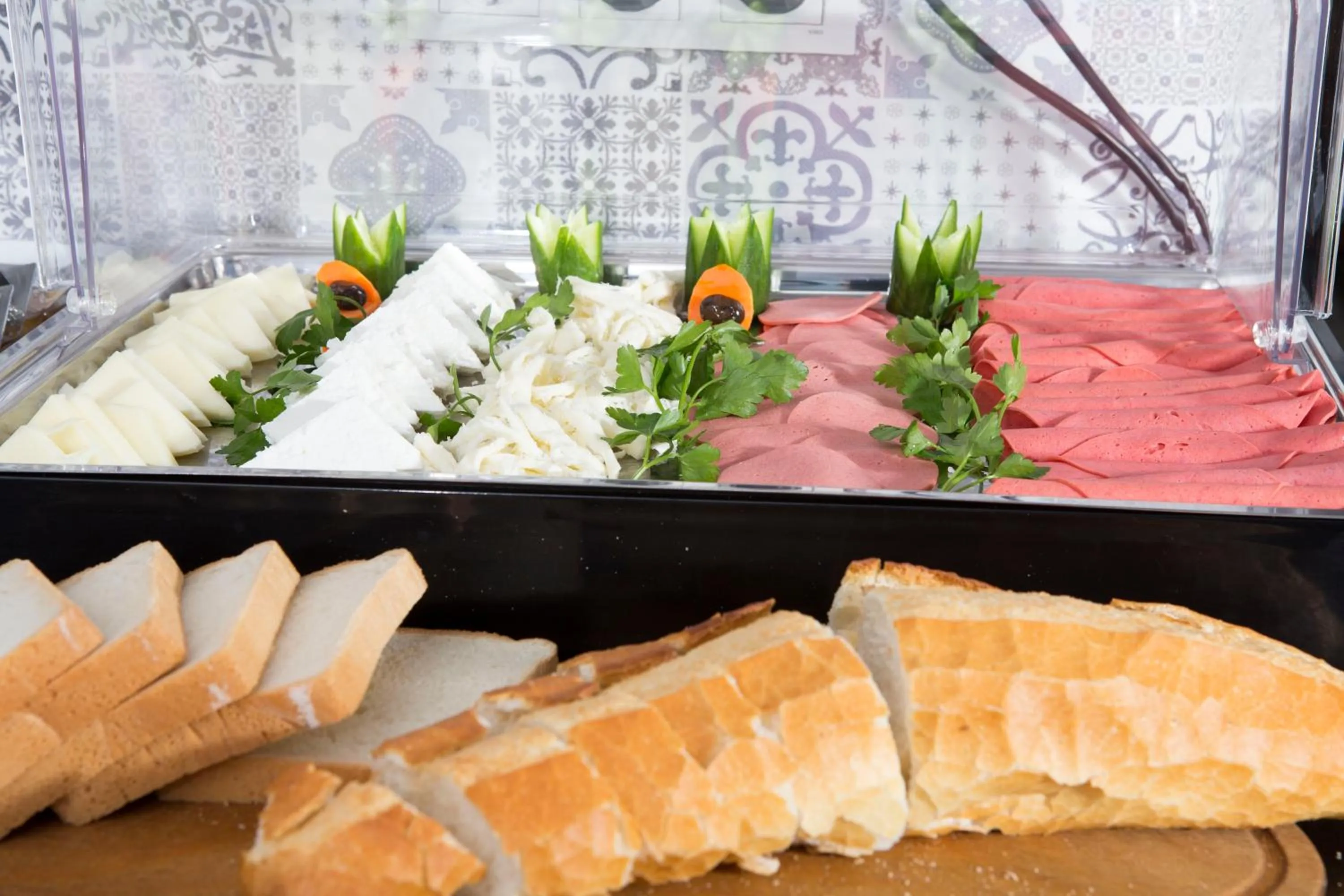 Food and drinks in Mytra Hotel