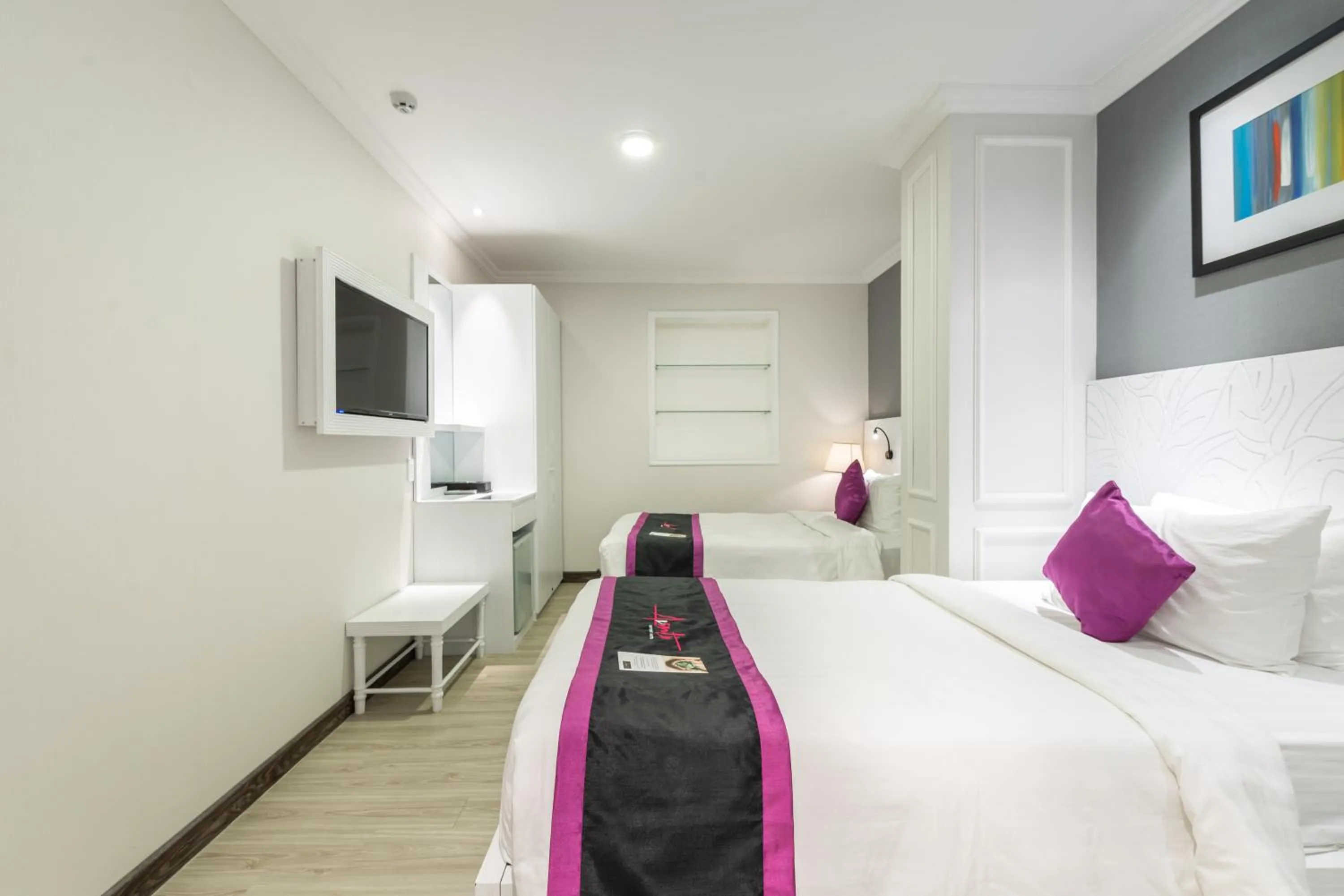 Bed in Avanti Boutique Hotel