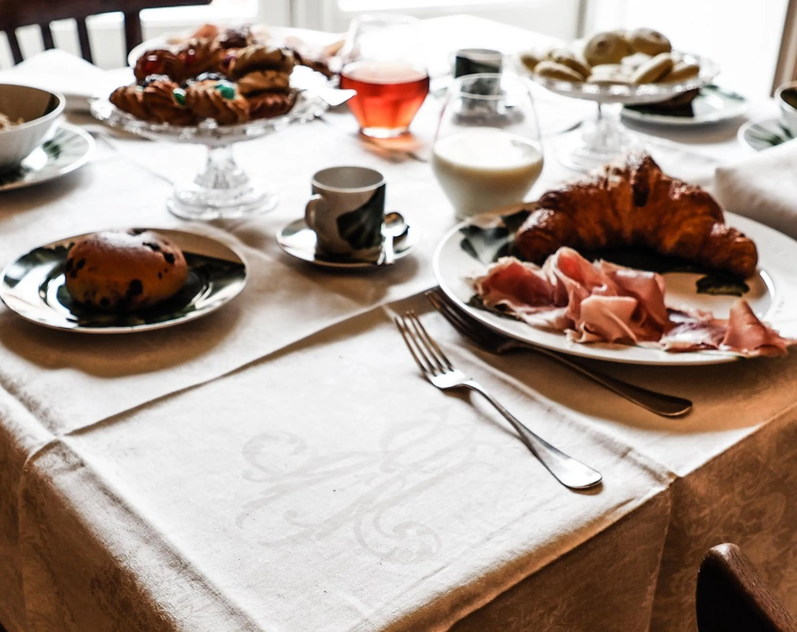 Continental breakfast in Palazzo Degli Antoci