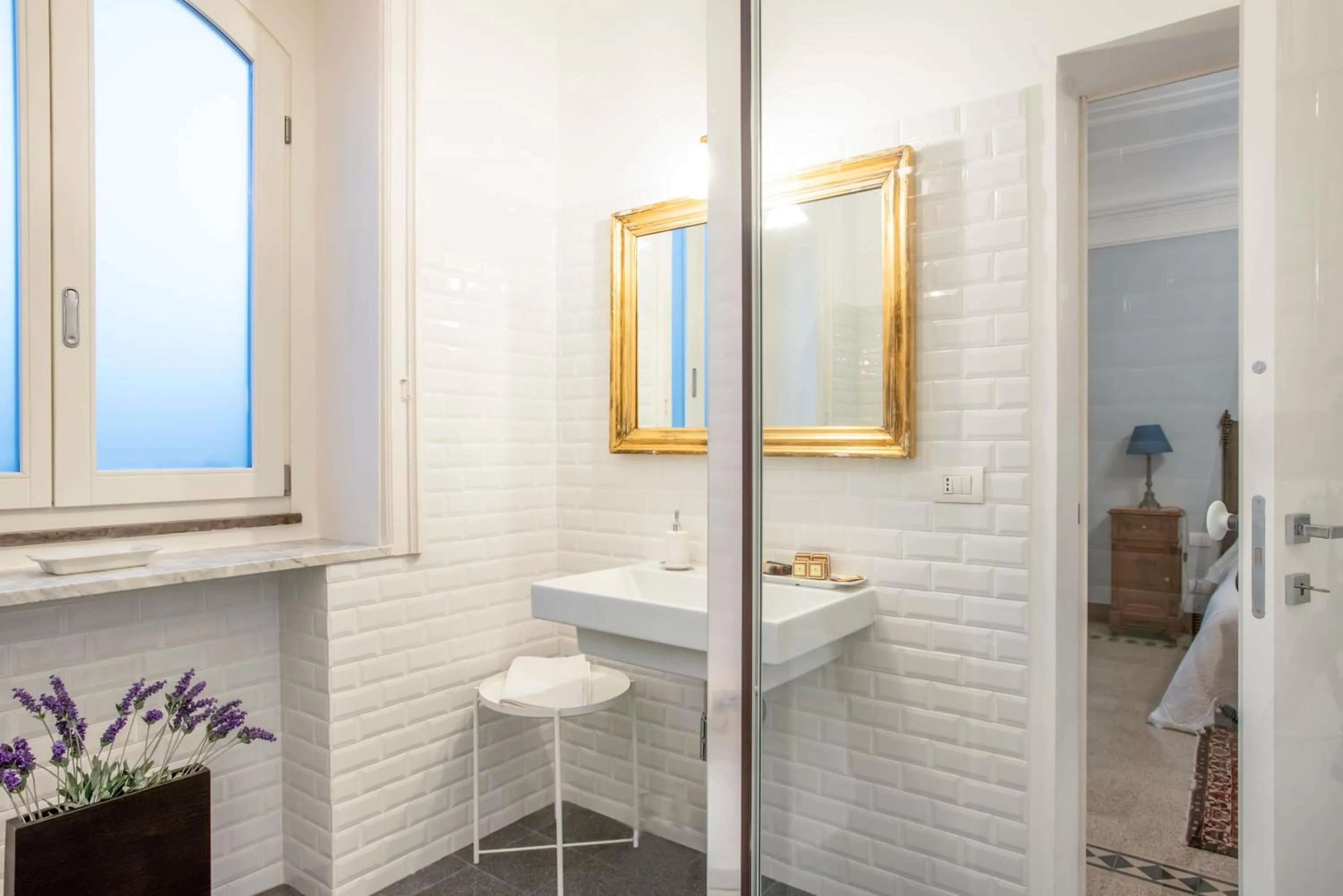 Bathroom in Palazzo Degli Antoci