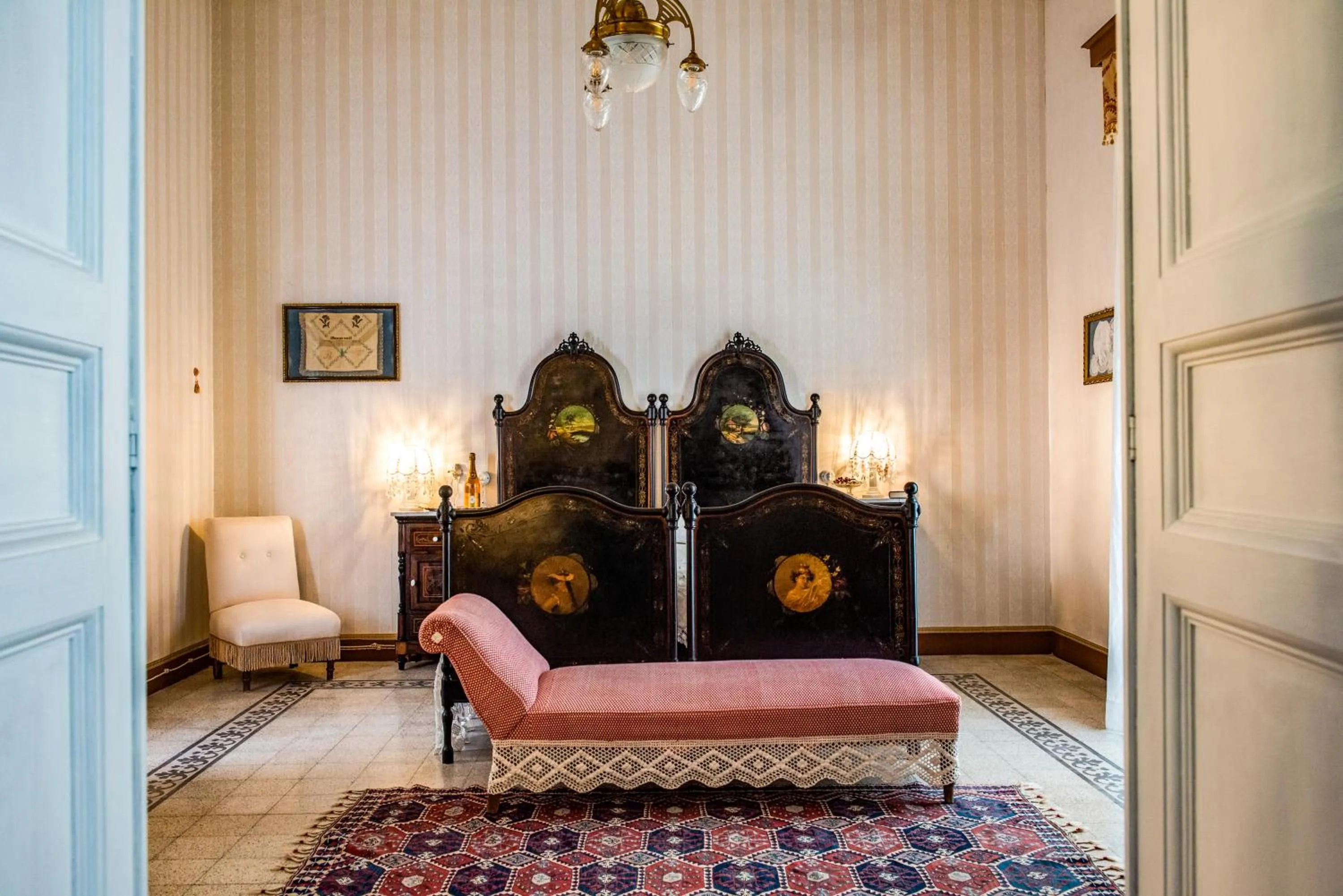 Photo of the whole room in Palazzo Degli Antoci