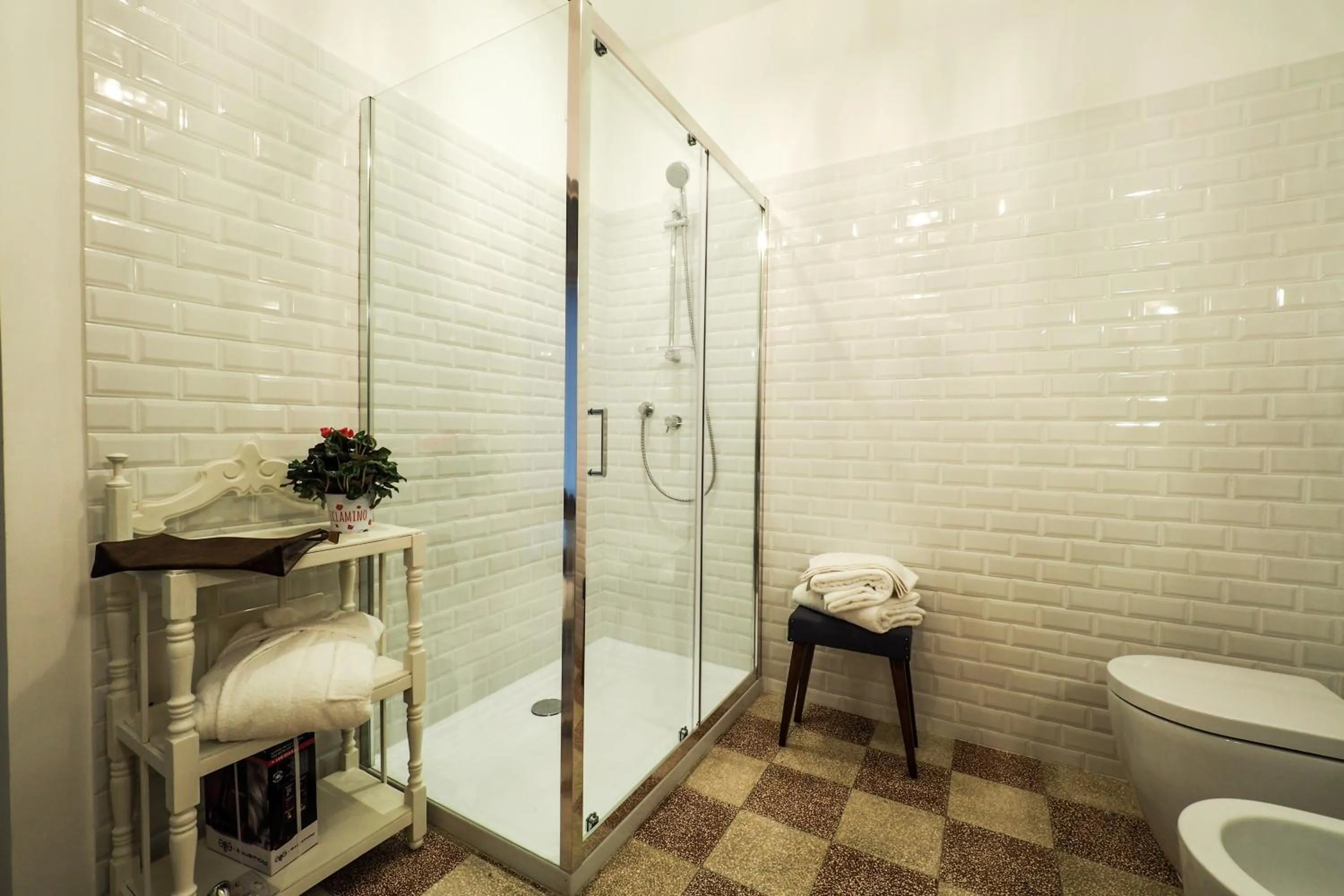 Bathroom in Palazzo Degli Antoci