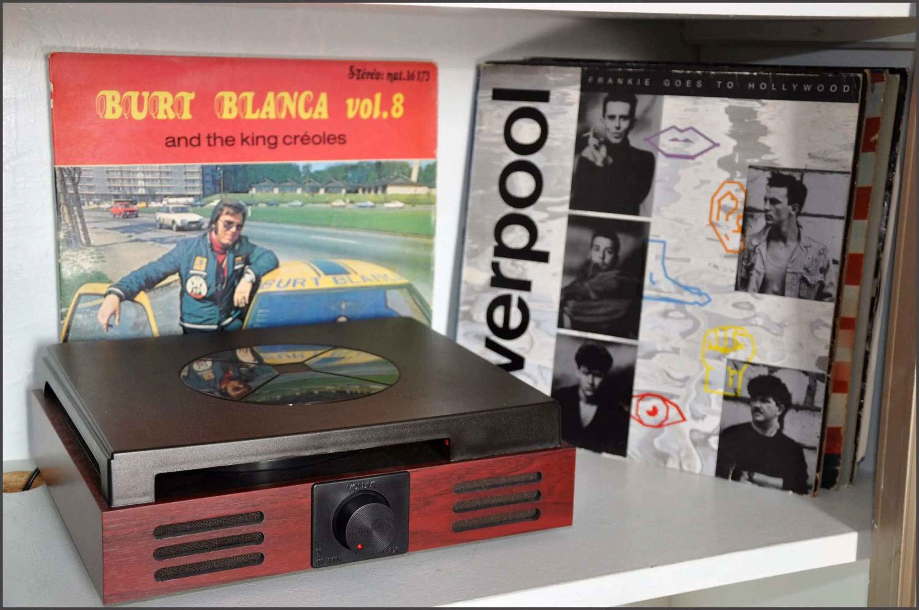 Decorative detail in Detective Hotel