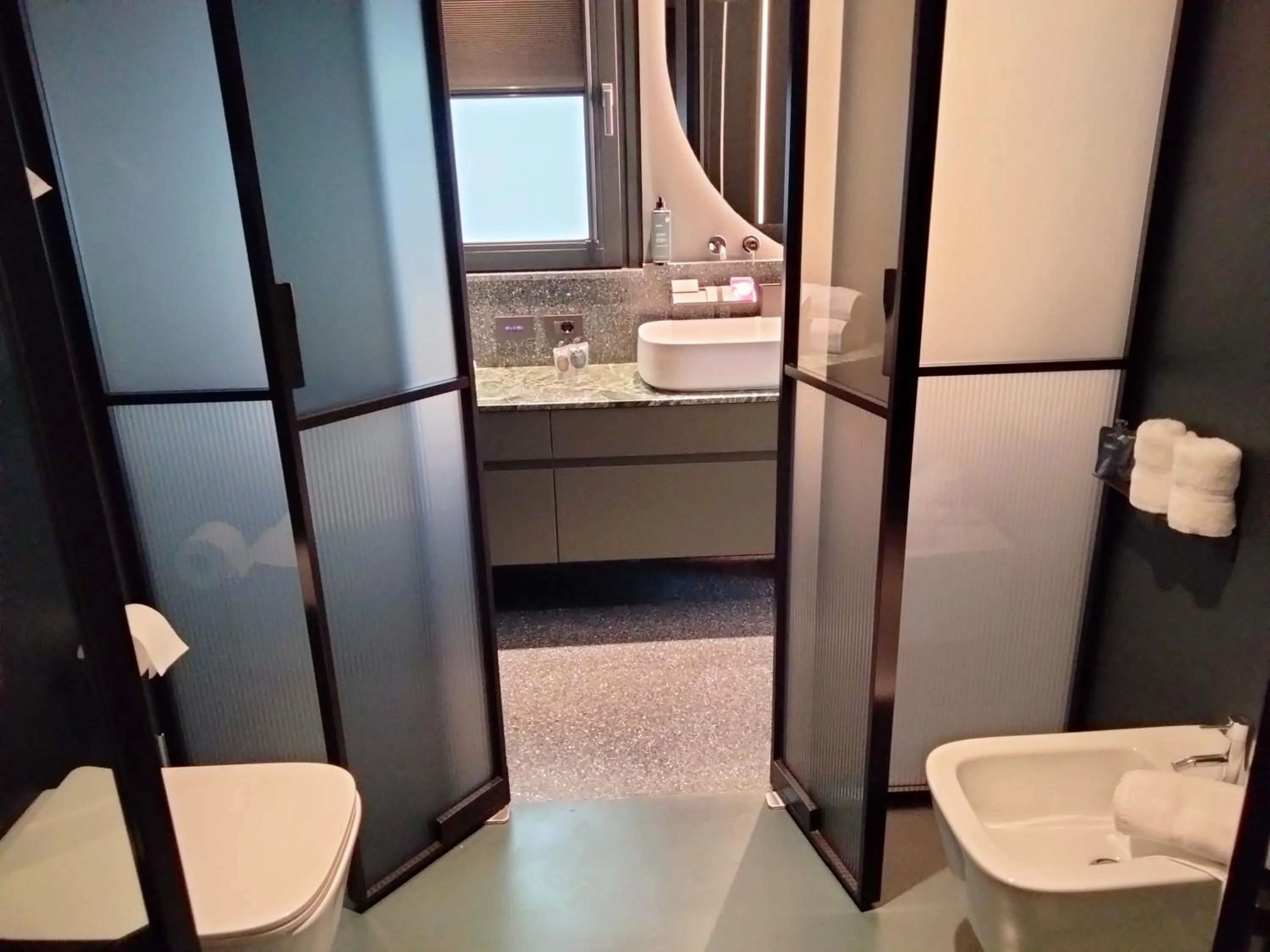 Toilet in Hotel Ristorante Al Caminetto WorldHotels Crafted Adults Only