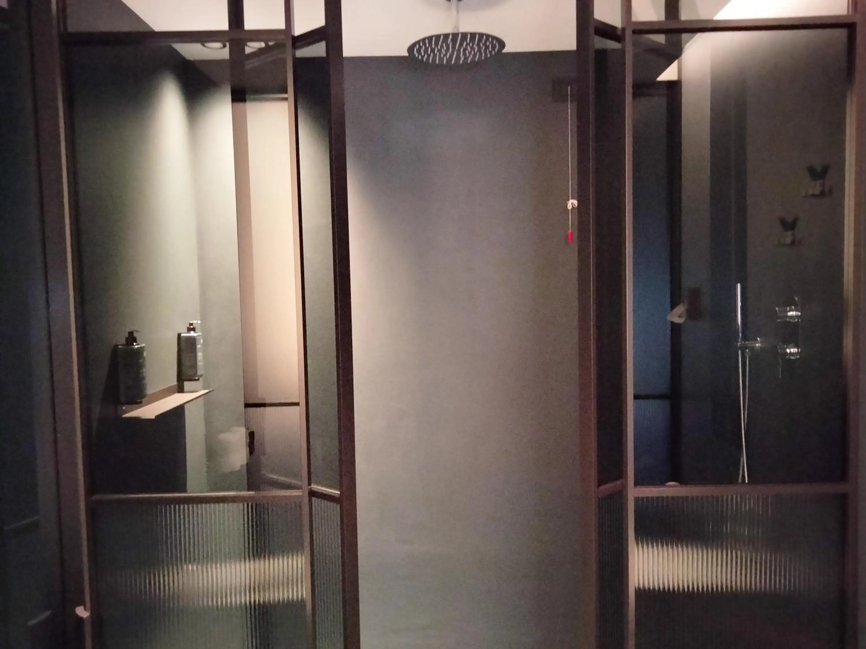 Shower in Hotel Ristorante Al Caminetto WorldHotels Crafted Adults Only