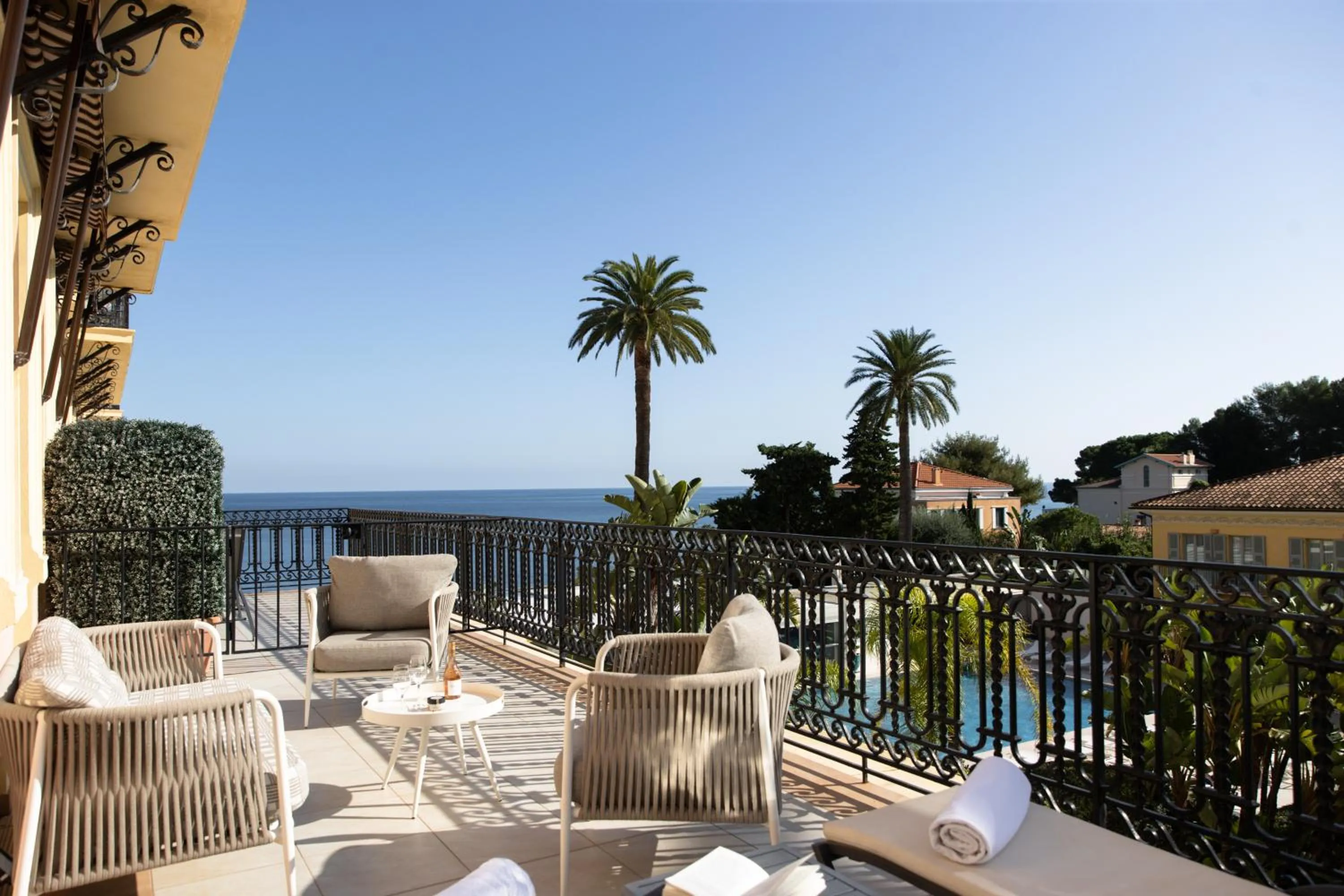 Balcony/Terrace in Hotel Royal-Riviera