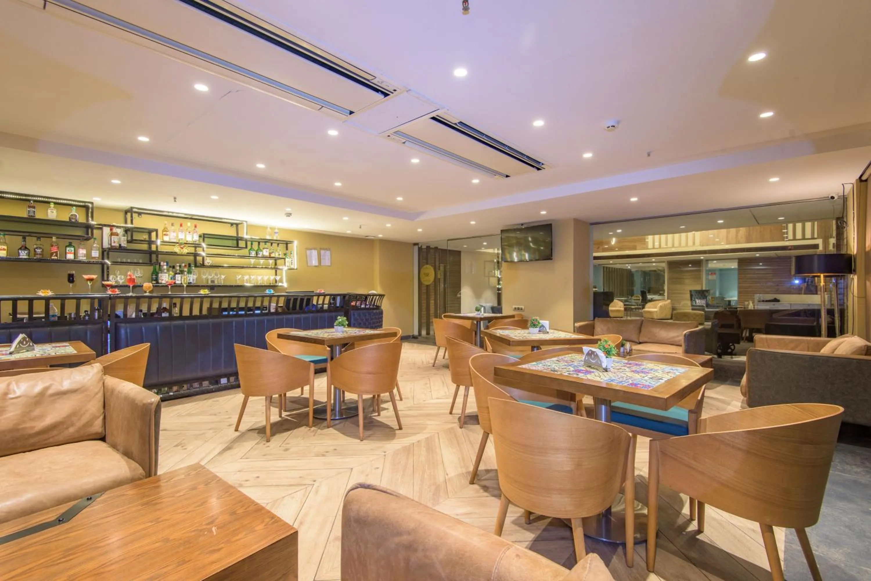 Lounge or bar in The Fern Residency Calangute-Baga, Goa