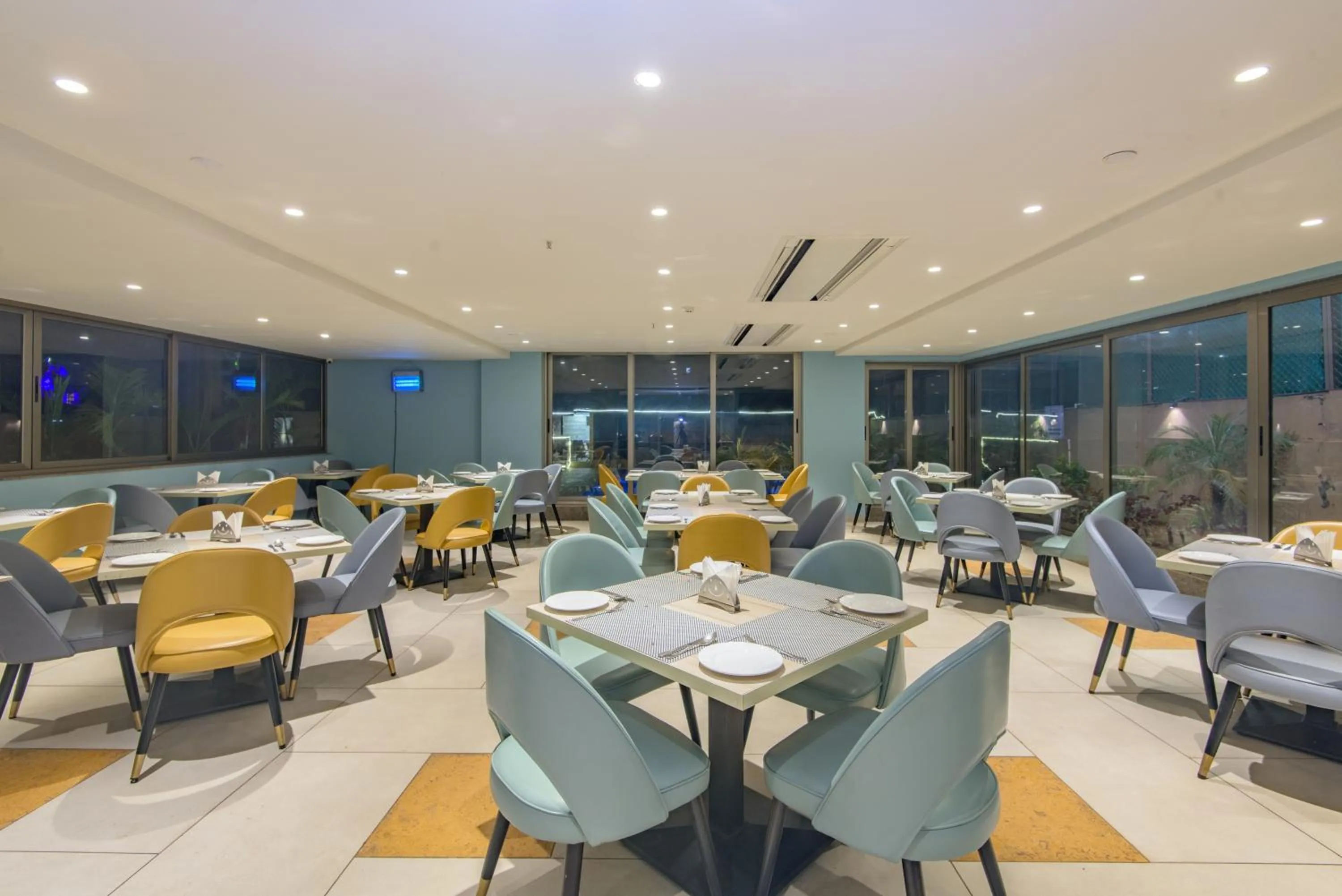 Restaurant/places to eat in The Fern Residency Calangute-Baga, Goa