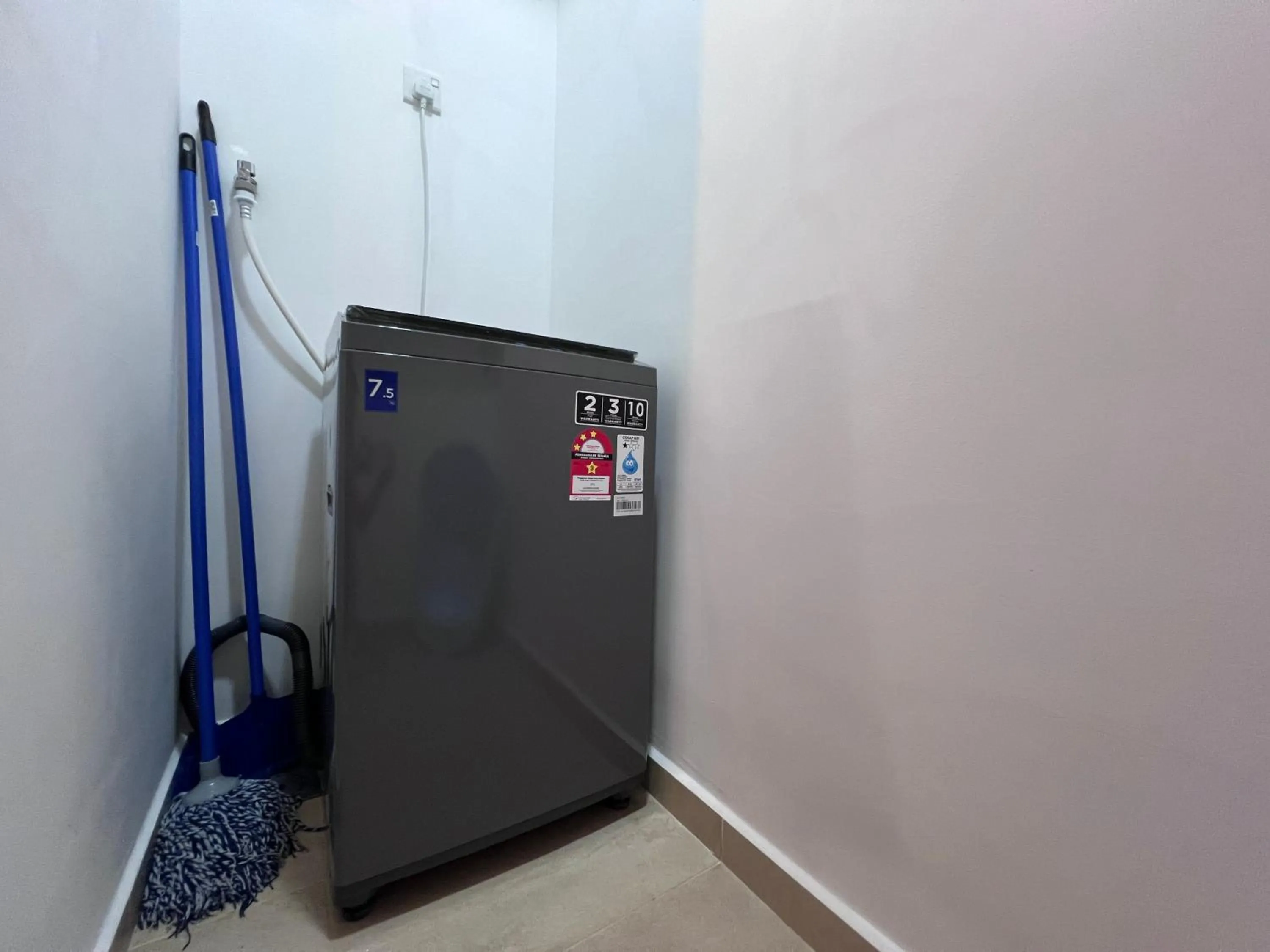 washing machine in Plaza Arkadia Desa Parkcity by KLhomesweet