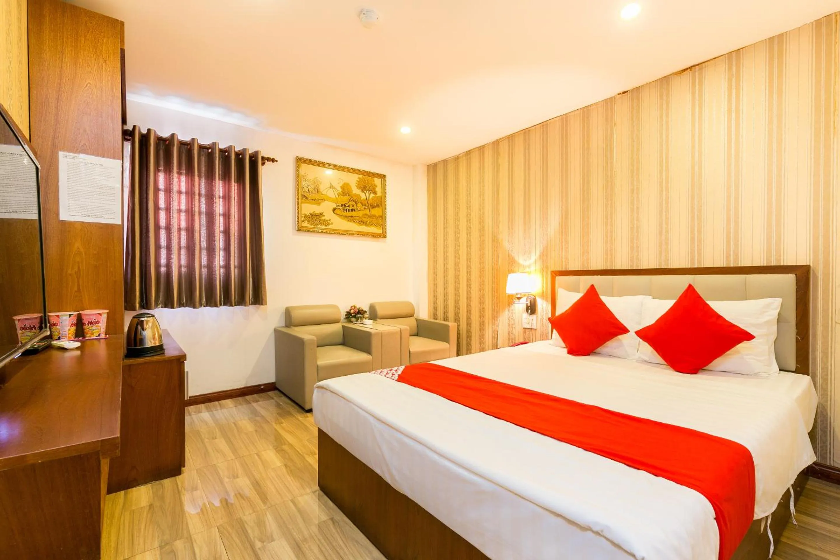 Photo of the whole room, Bed in Hung Phat Hotel - Trung Son