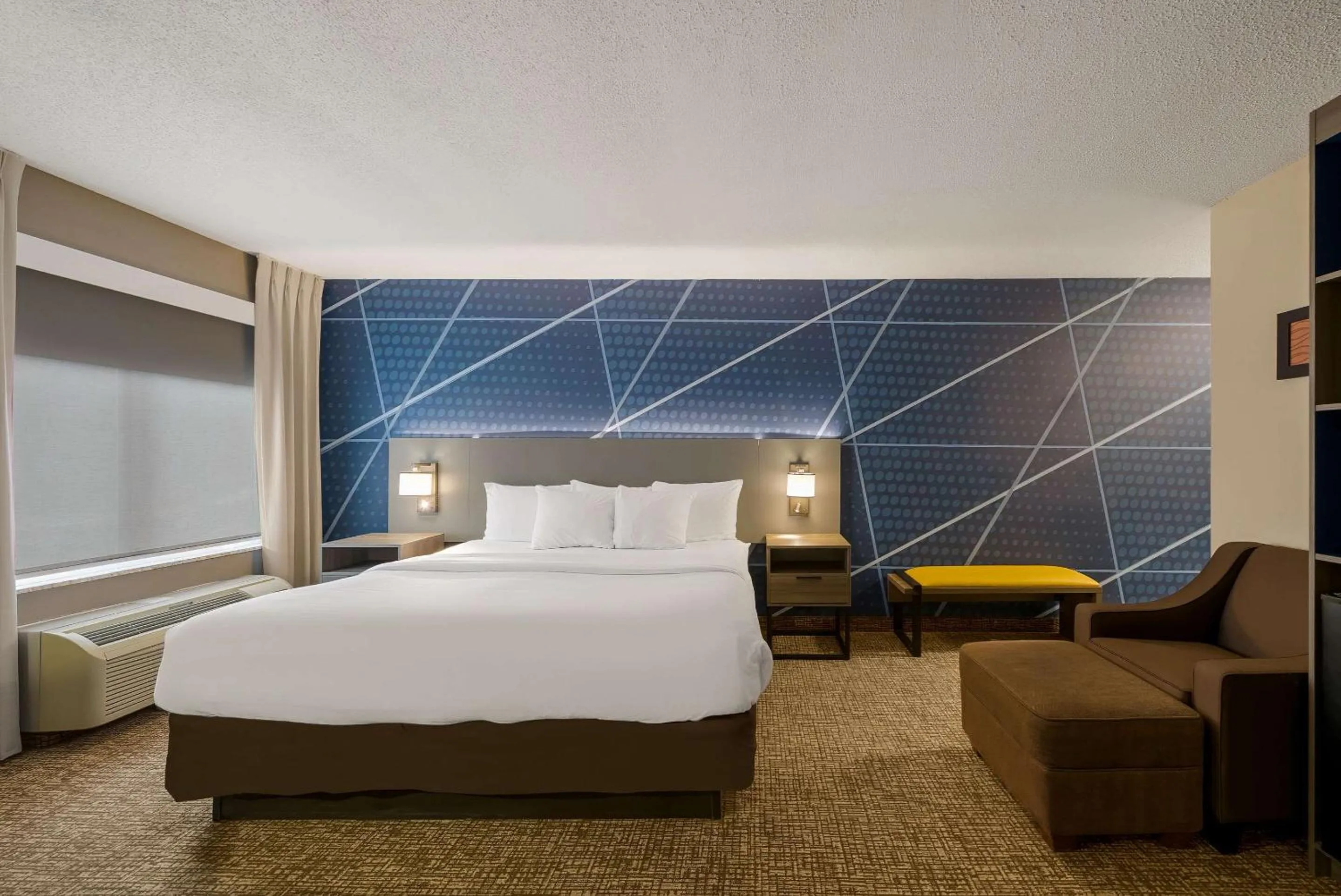 Bedroom, Bed in Comfort Inn Fayetteville I-95