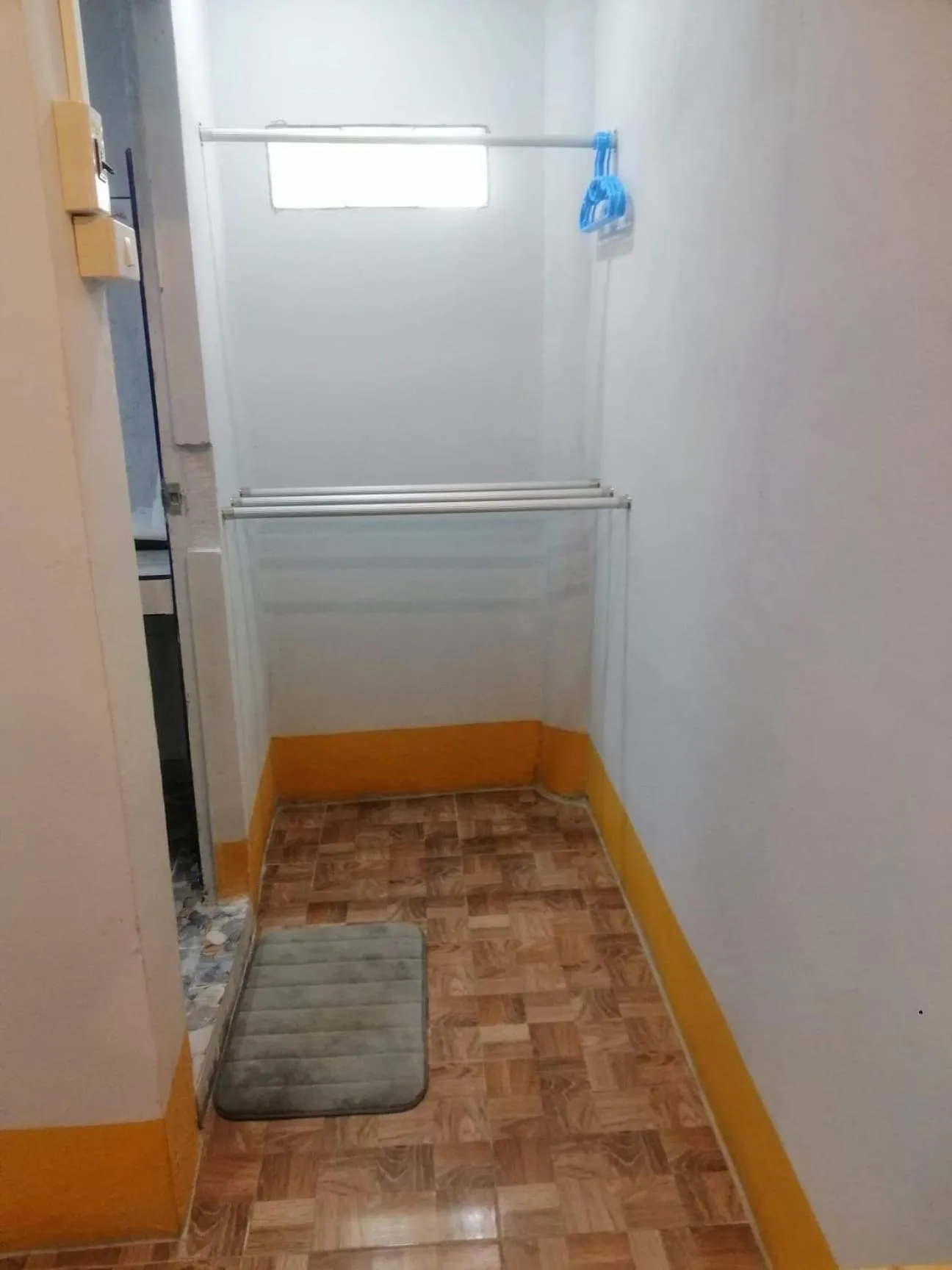 wardrobe in Mookboonchu Guesthouse ,Kohmook Trang