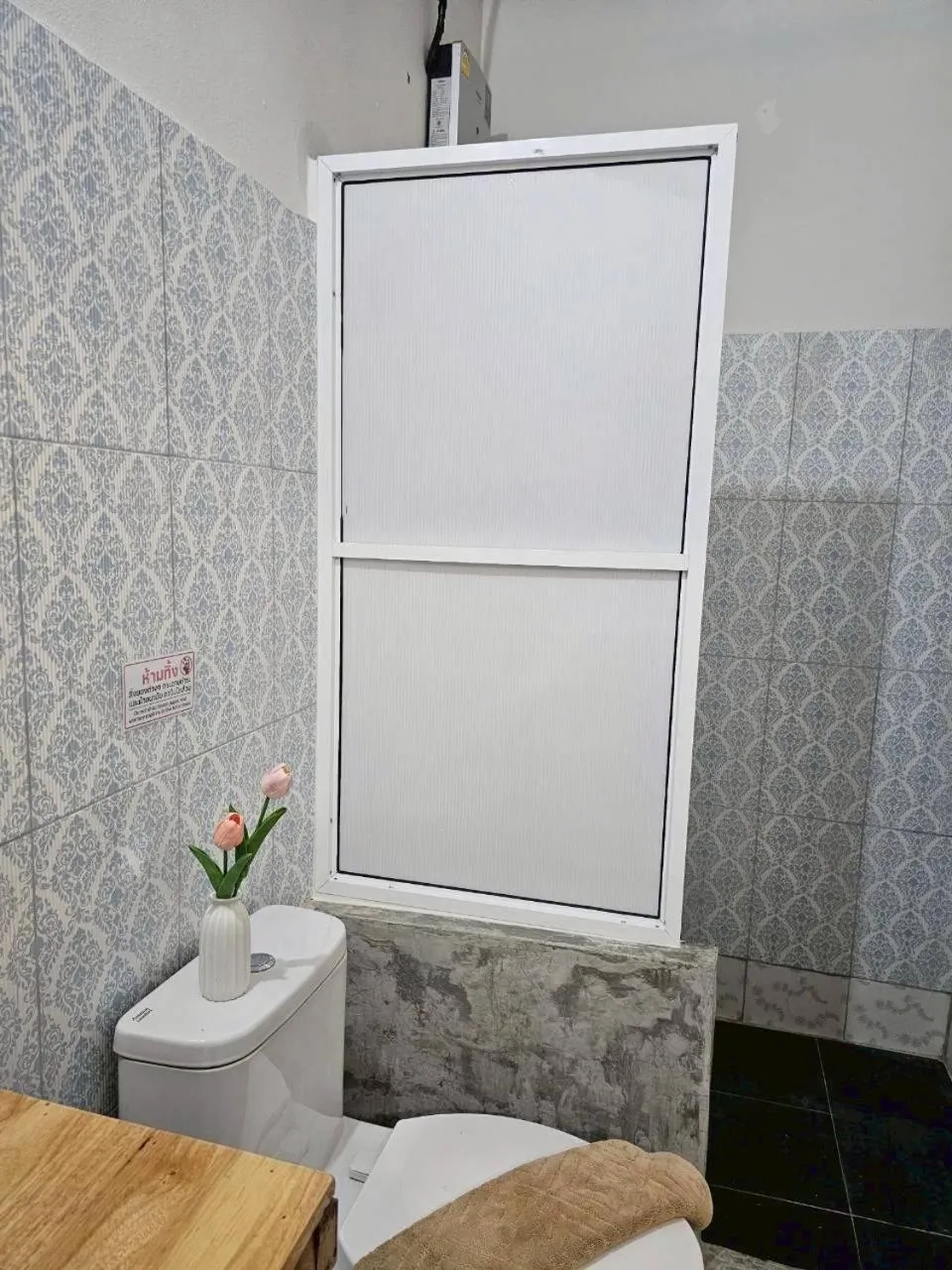 Bathroom in Mookboonchu Guesthouse ,Kohmook Trang