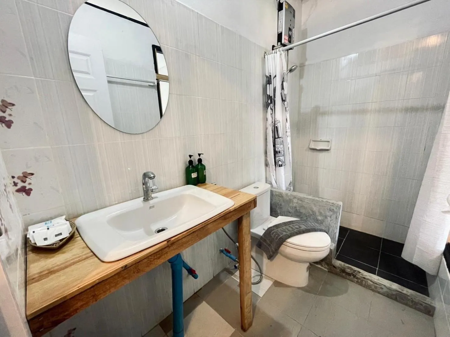 Bathroom in Mookboonchu Guesthouse ,Kohmook Trang