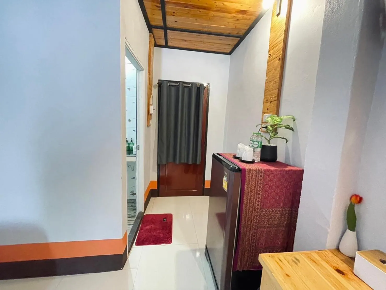 Photo of the whole room in Mookboonchu Guesthouse ,Kohmook Trang