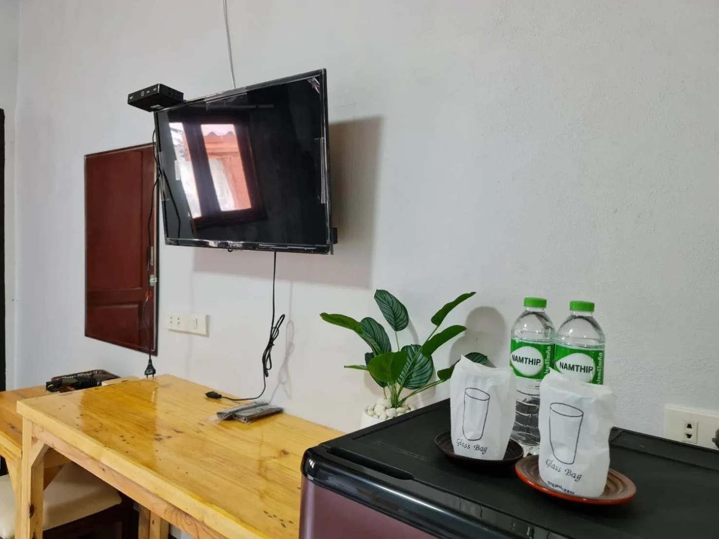 Property building in Mookboonchu Guesthouse ,Kohmook Trang