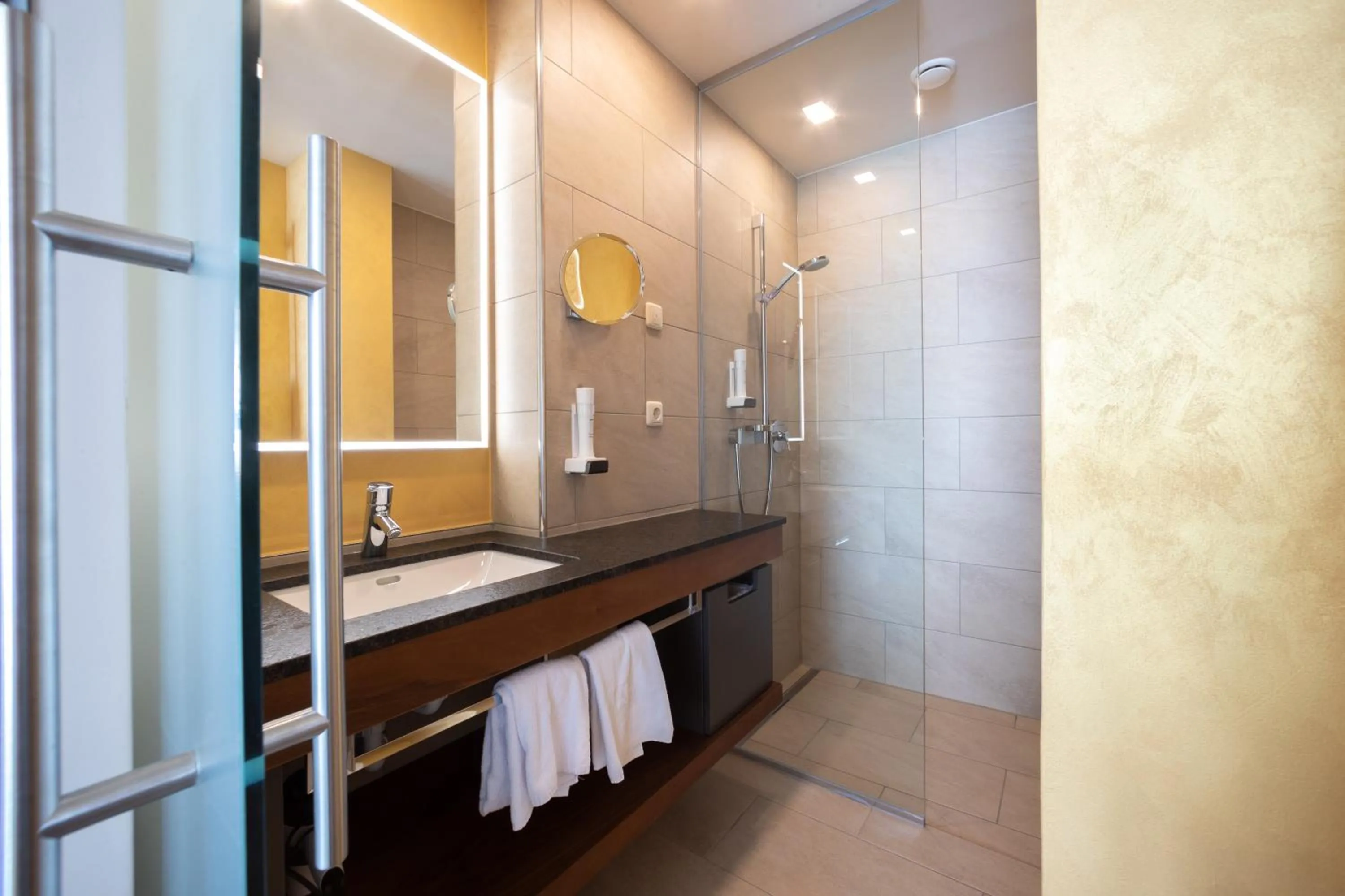 Bathroom in Hotel-Restaurant Allmer