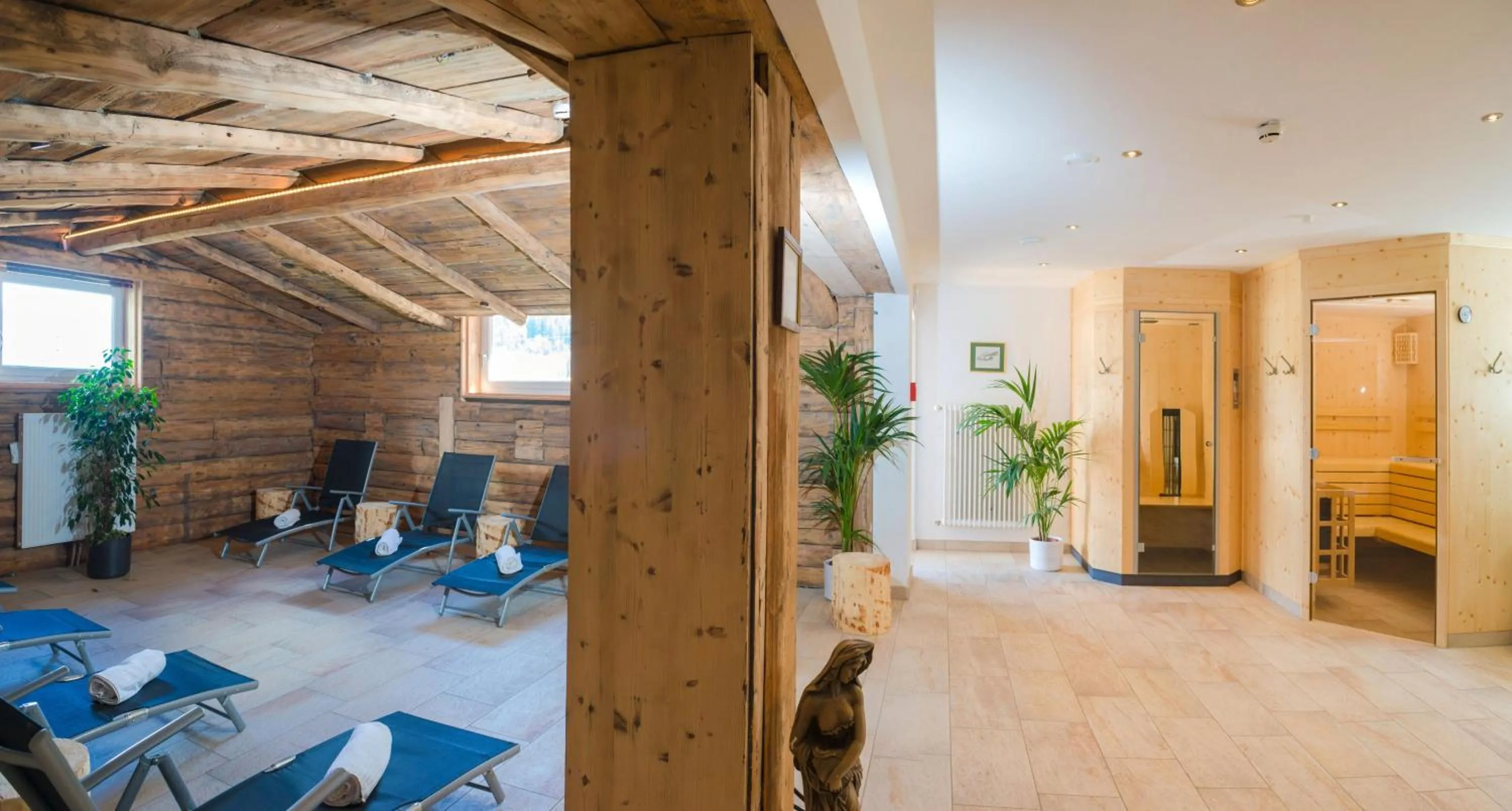 Sauna in Landhaus Hubertus Wellness & Breakfast