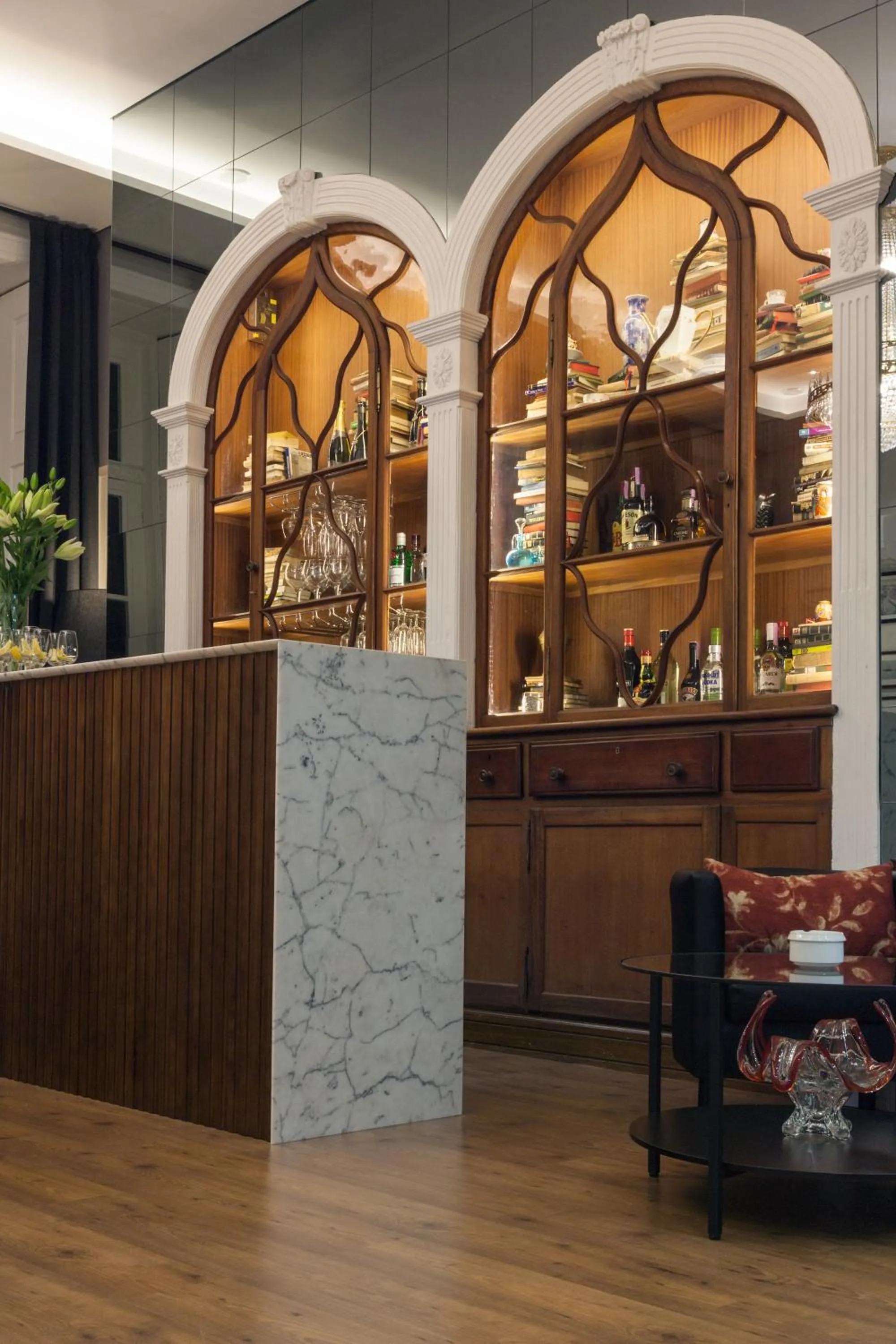 Living room in B The Guest Downtown