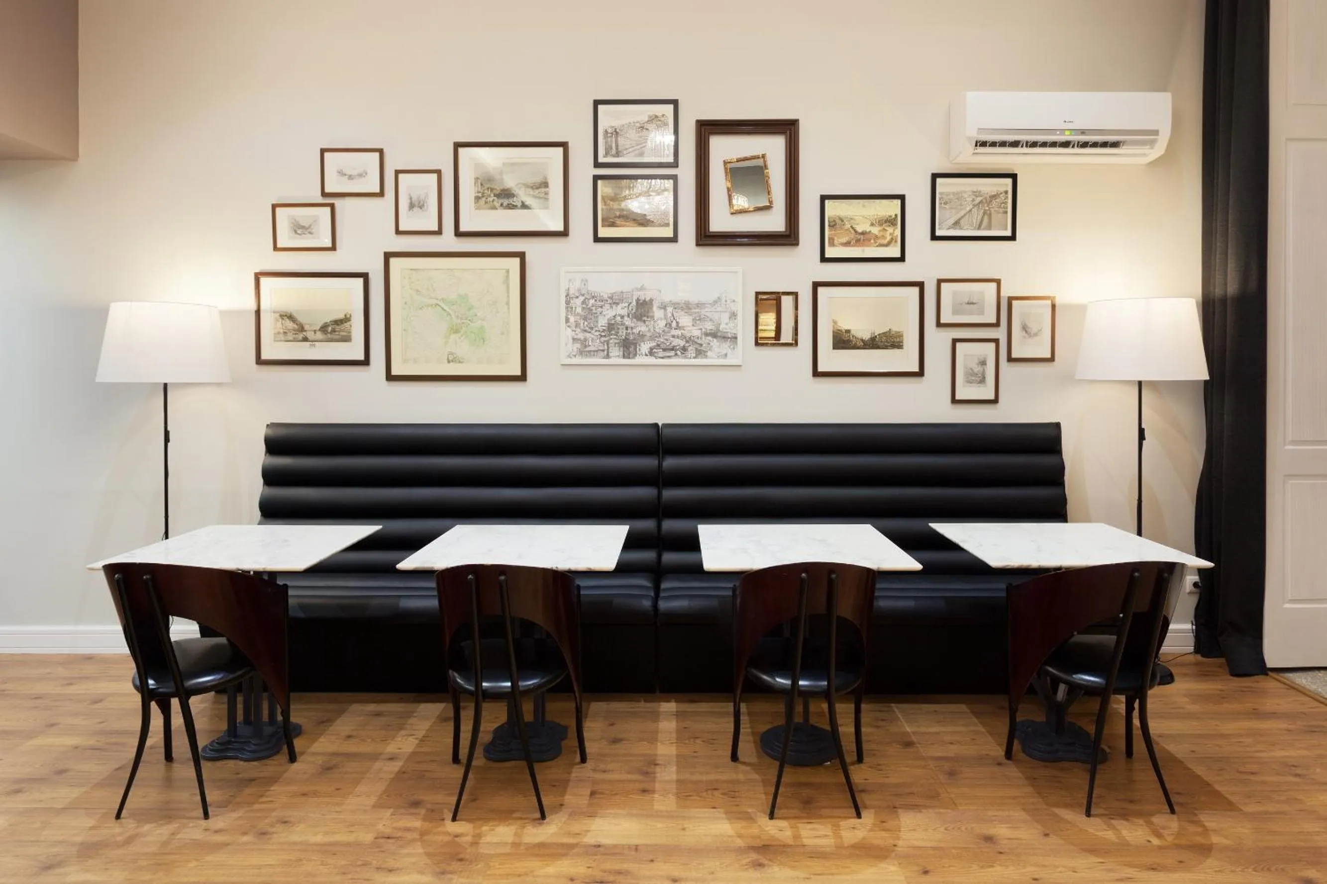 Restaurant/places to eat in B The Guest Downtown