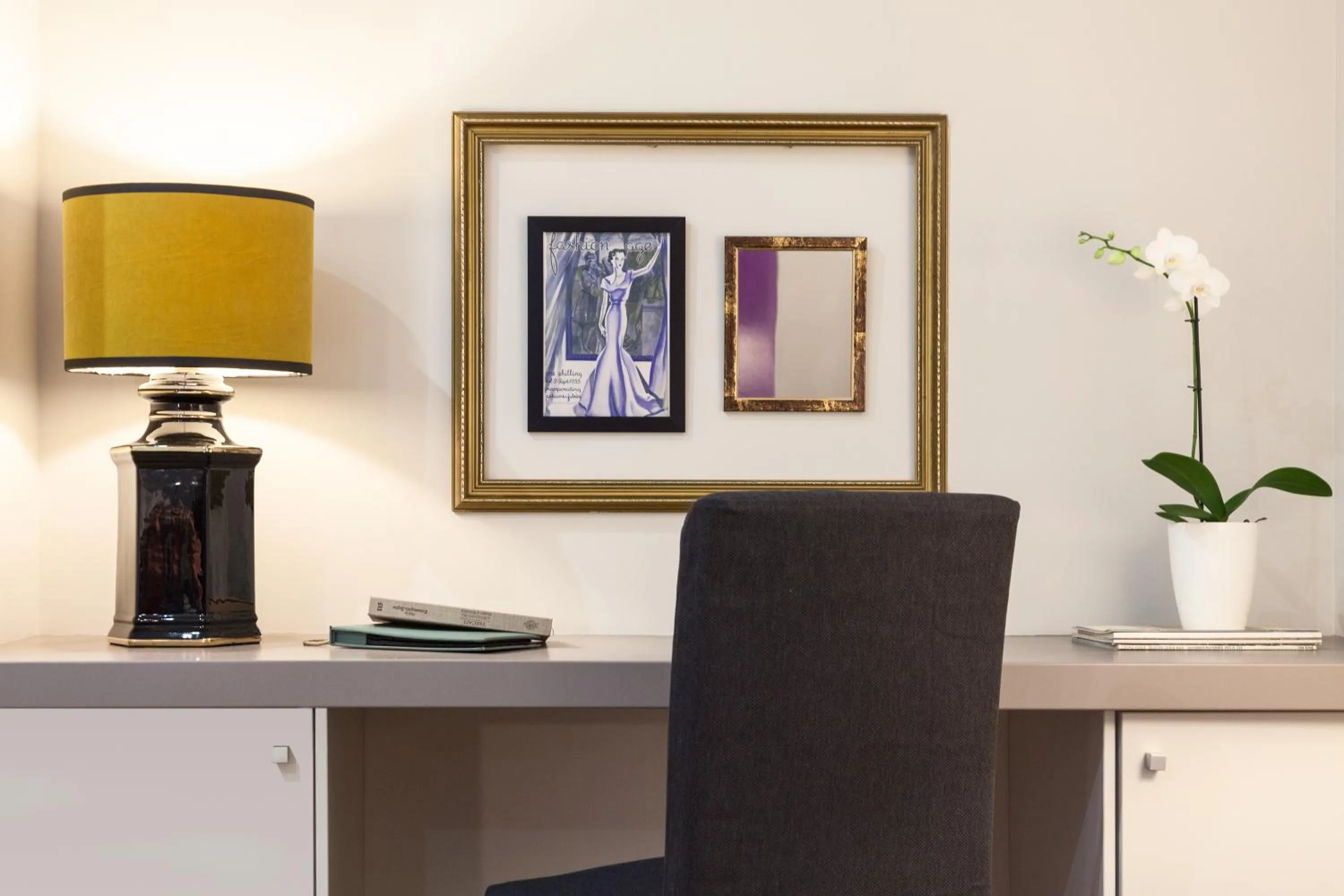 Decorative detail in B The Guest Downtown