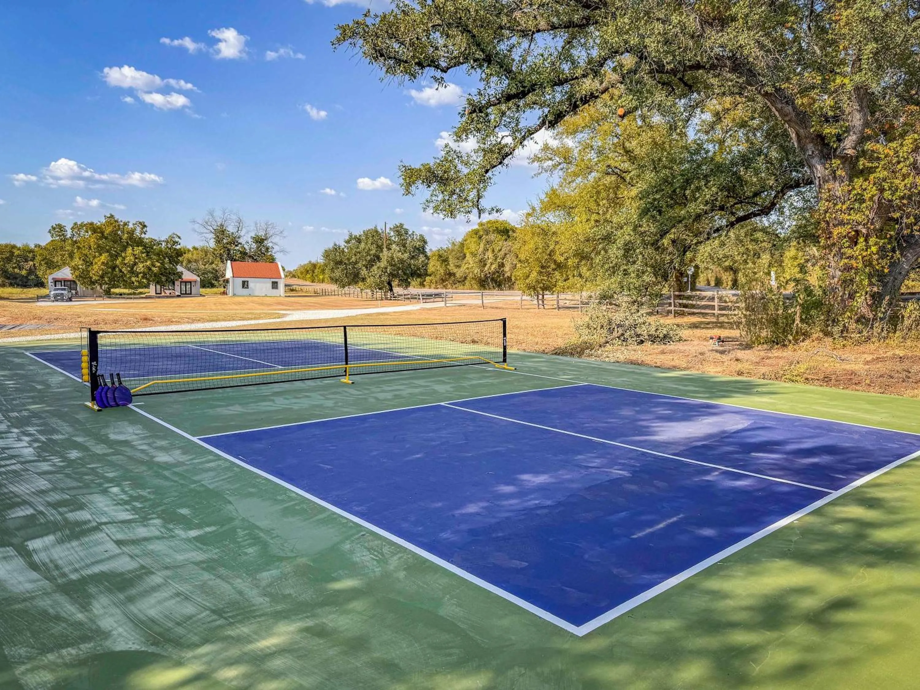 Little Dutch Cabin #3 - 12 min to Magnolia-Baylor