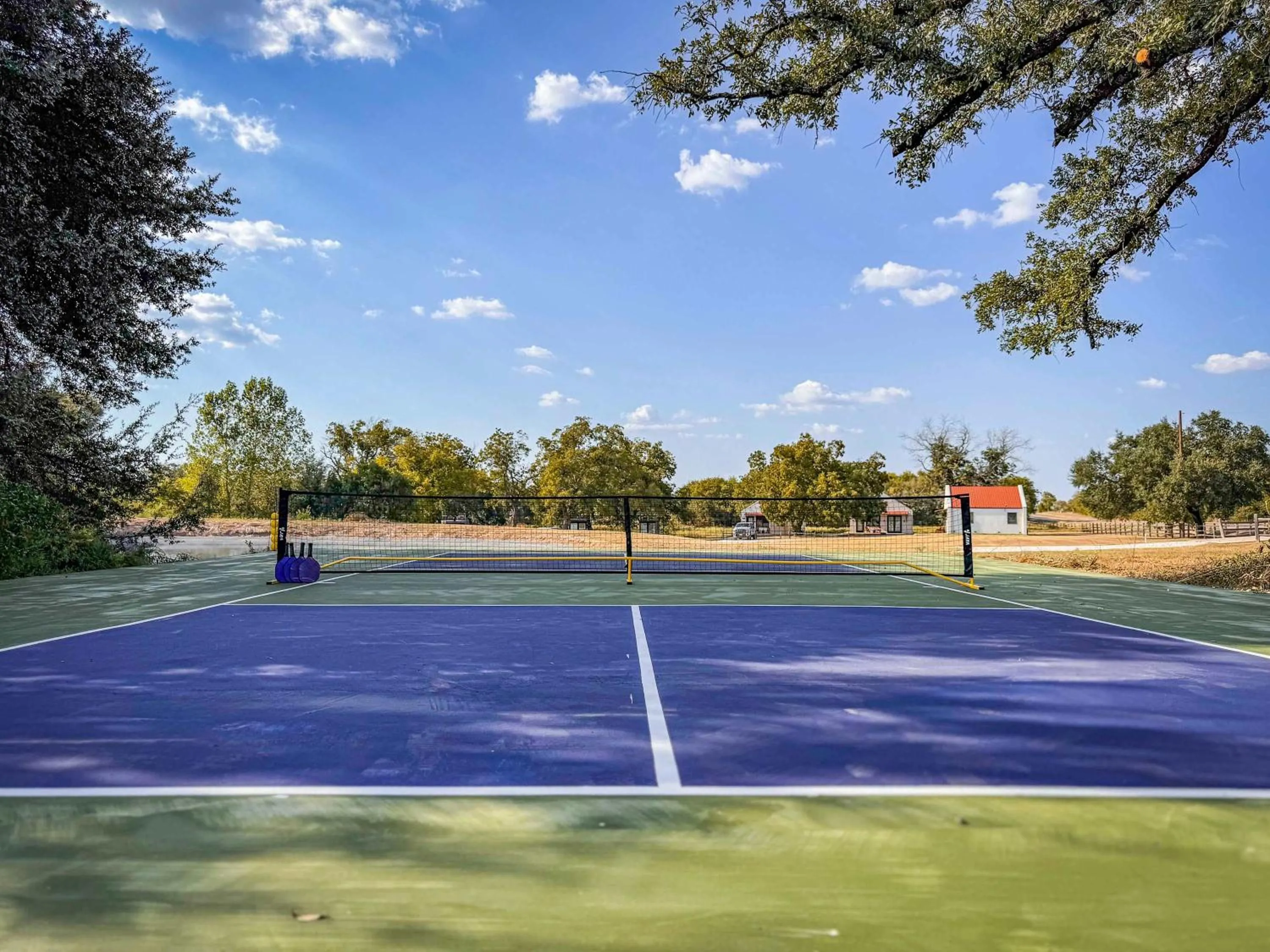 Little Dutch Cabin #3 - 12 min to Magnolia-Baylor