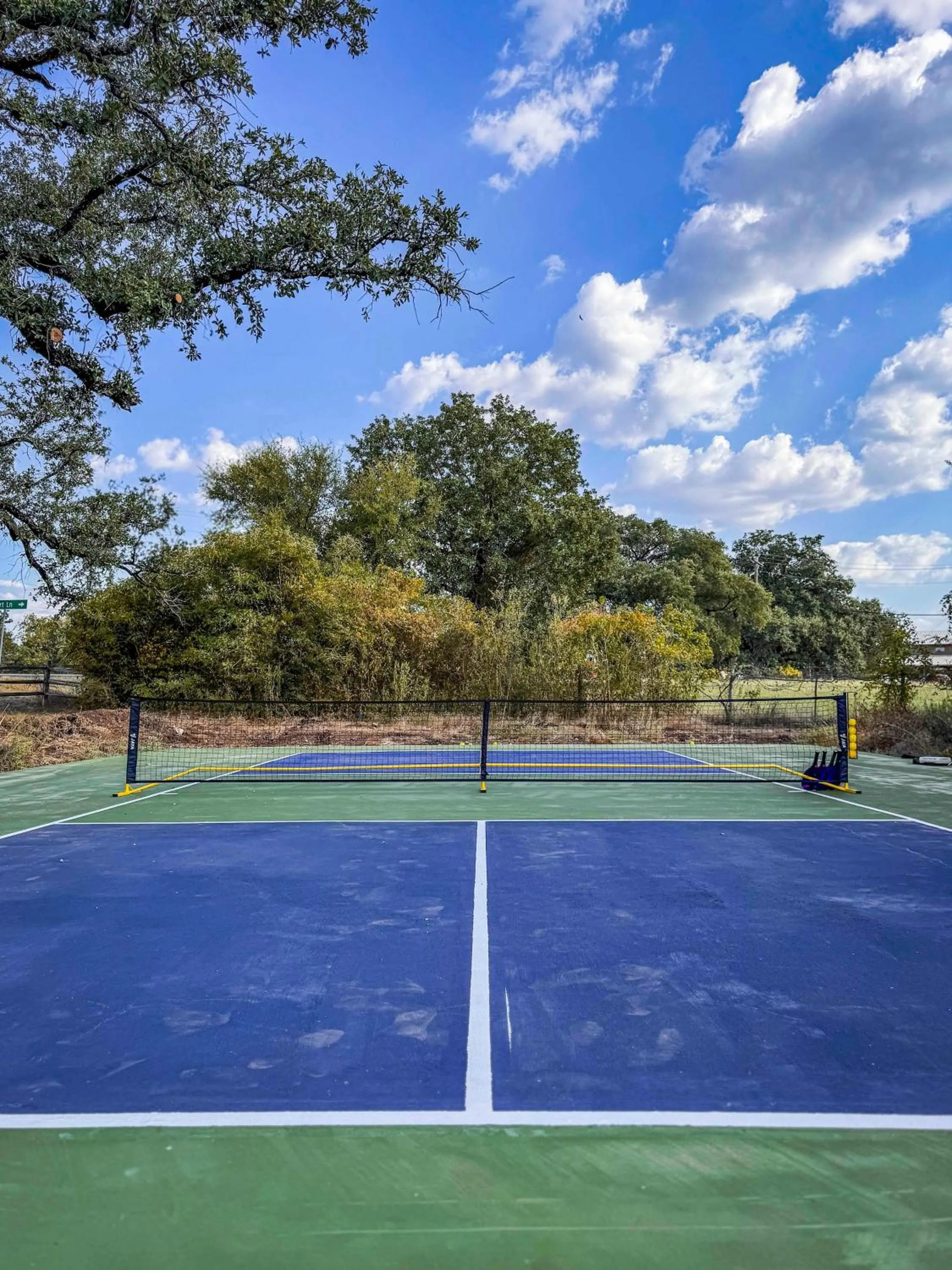 Little Dutch Cabin #3 - 12 min to Magnolia-Baylor