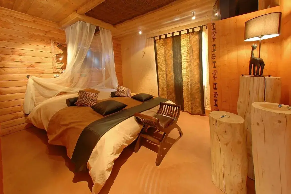 Deluxe Double Room (2 Adults + 1 Child) in Hotel Le Rocher Blanc Deluxe Double Room (2 Adults + 1 Child) in Hotel Le Rocher Blanc