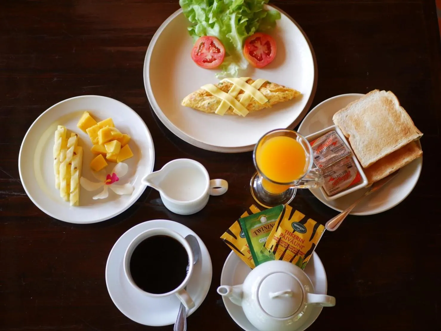 Food and drinks in Tuna Resort