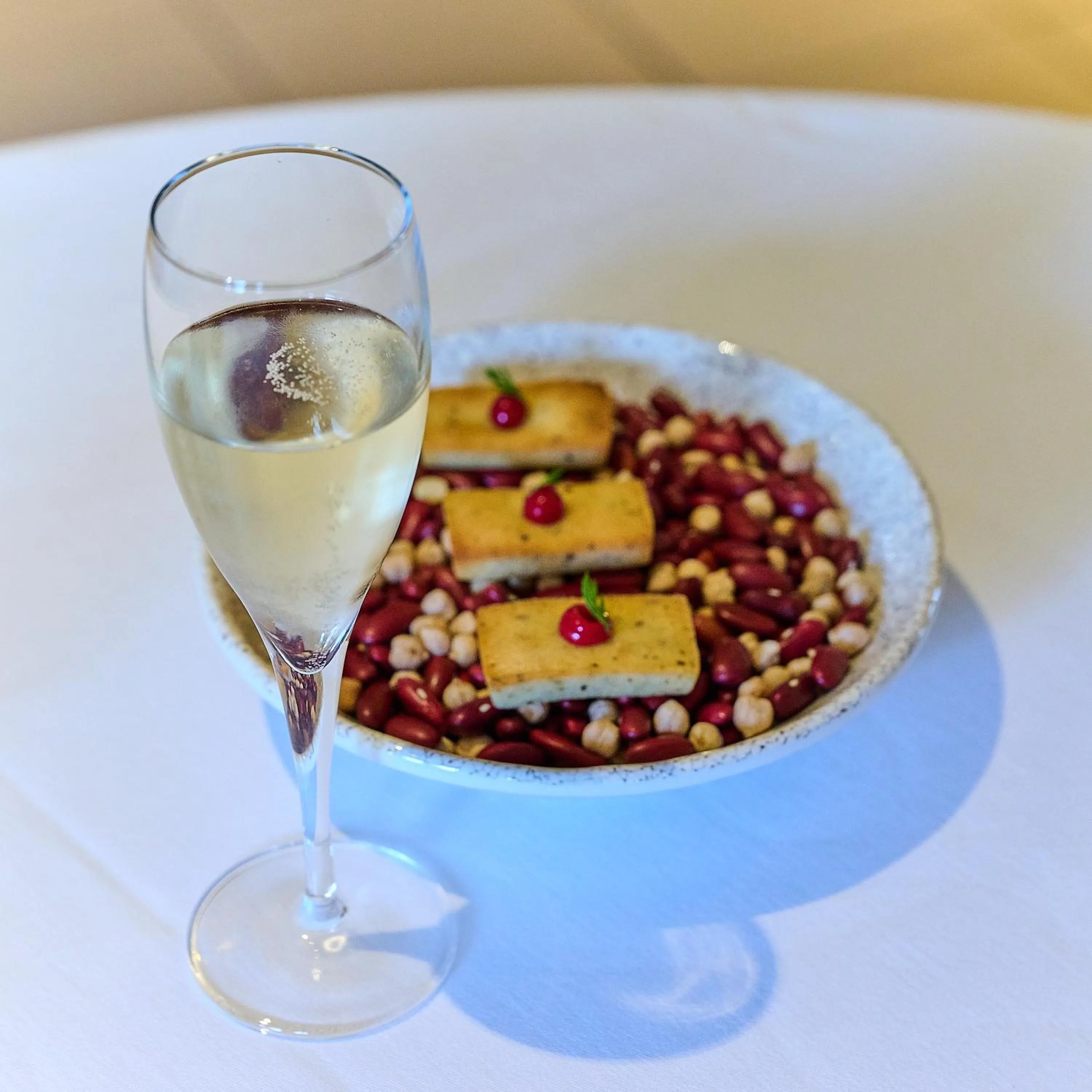 Food and drinks in Logis Hôtel & Restaurant L'ermitage