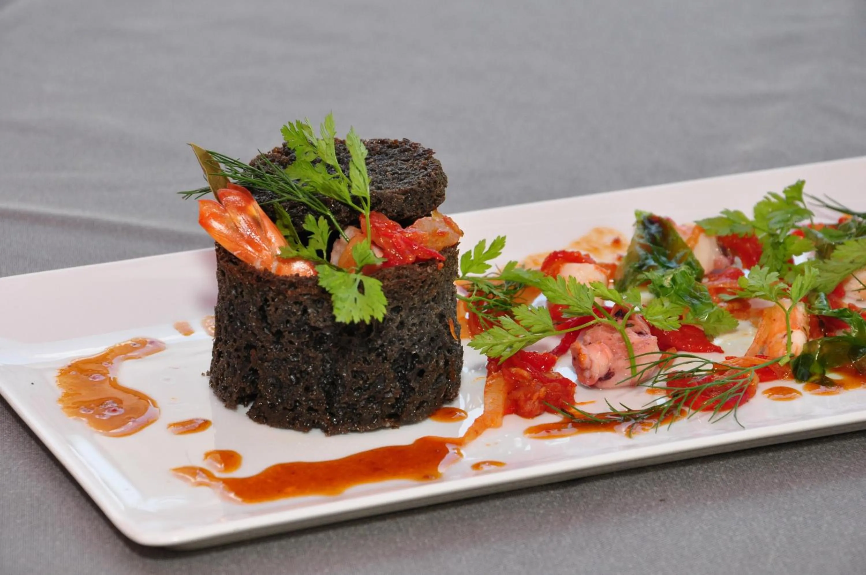 Restaurant/places to eat in Logis Hôtel & Restaurant L'ermitage