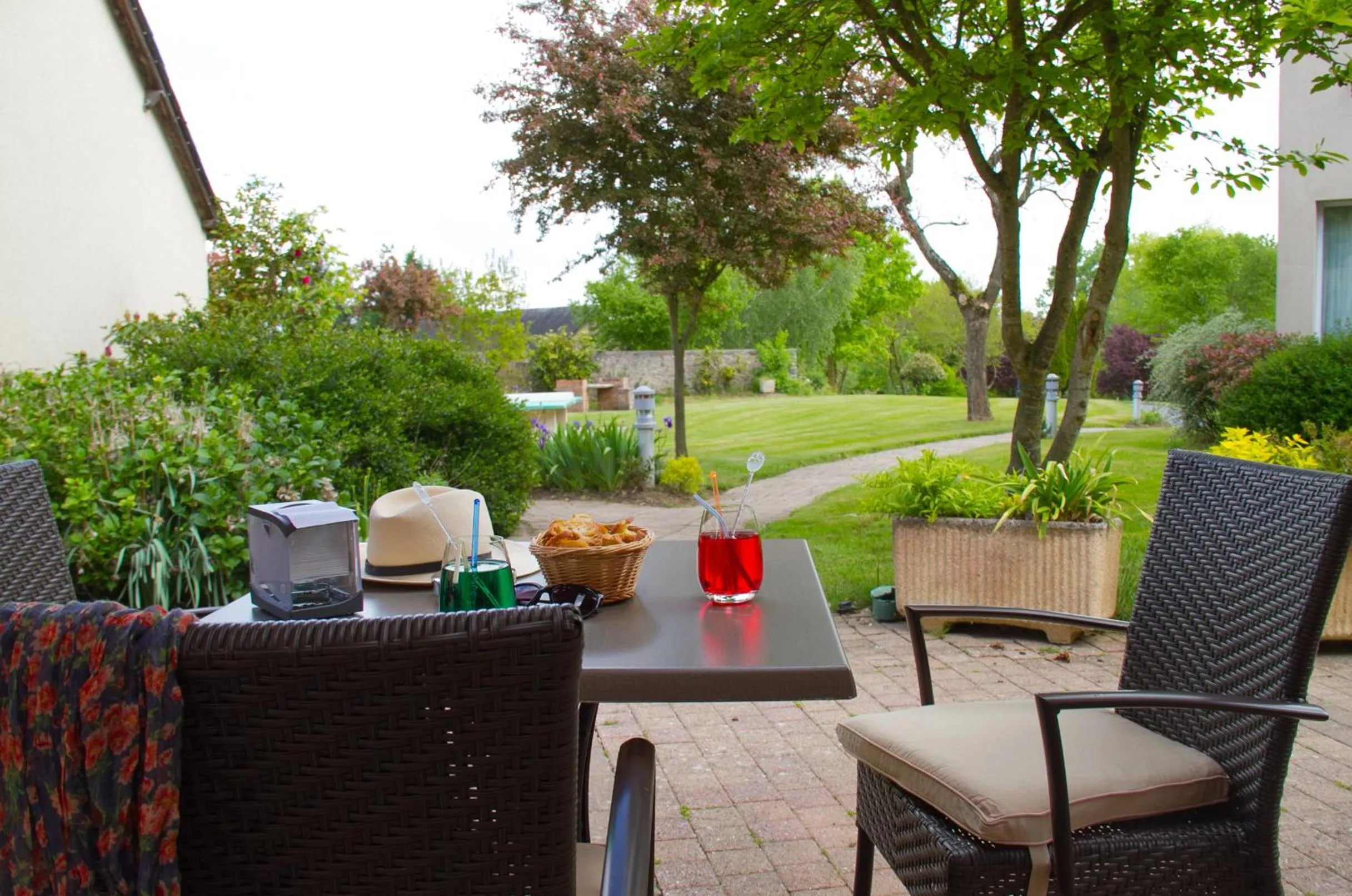 Balcony/Terrace in Logis Hôtel & Restaurant L'ermitage