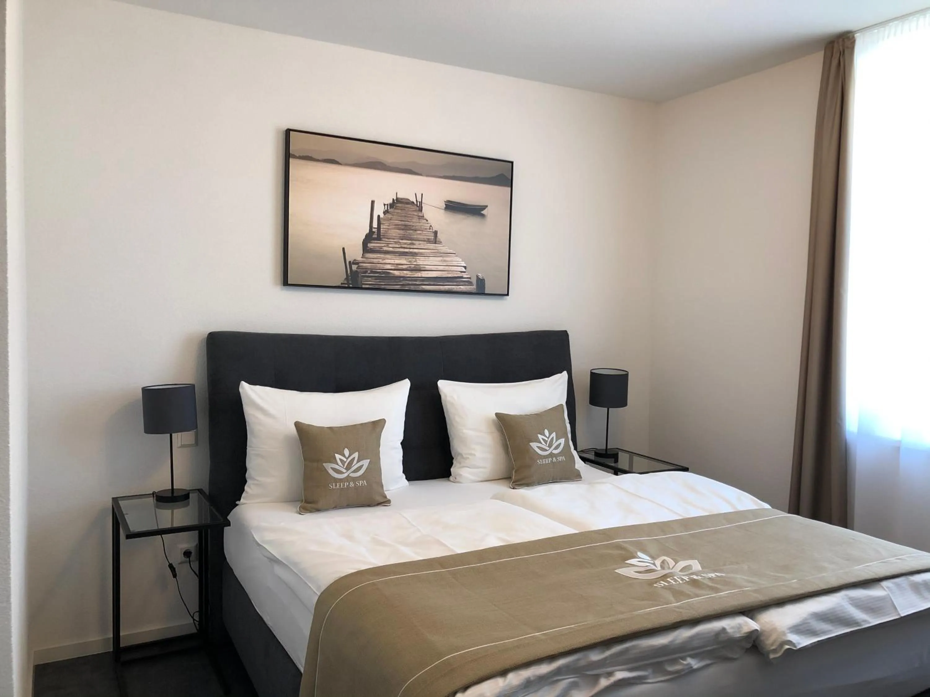 Bed in Hotel Sleep & Dream Nähe Europa Park und Rulantica