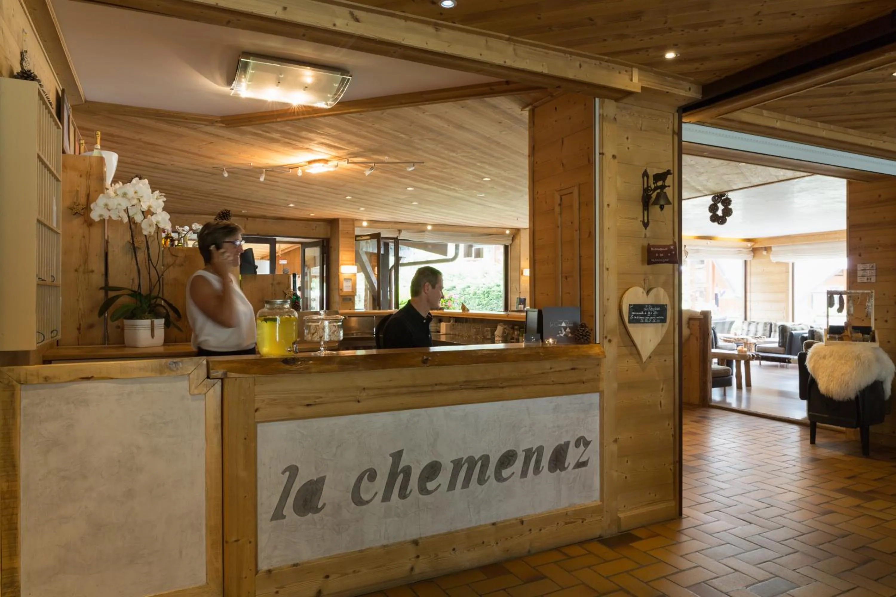 Lobby or reception in Chalet-Hôtel La Chemenaz