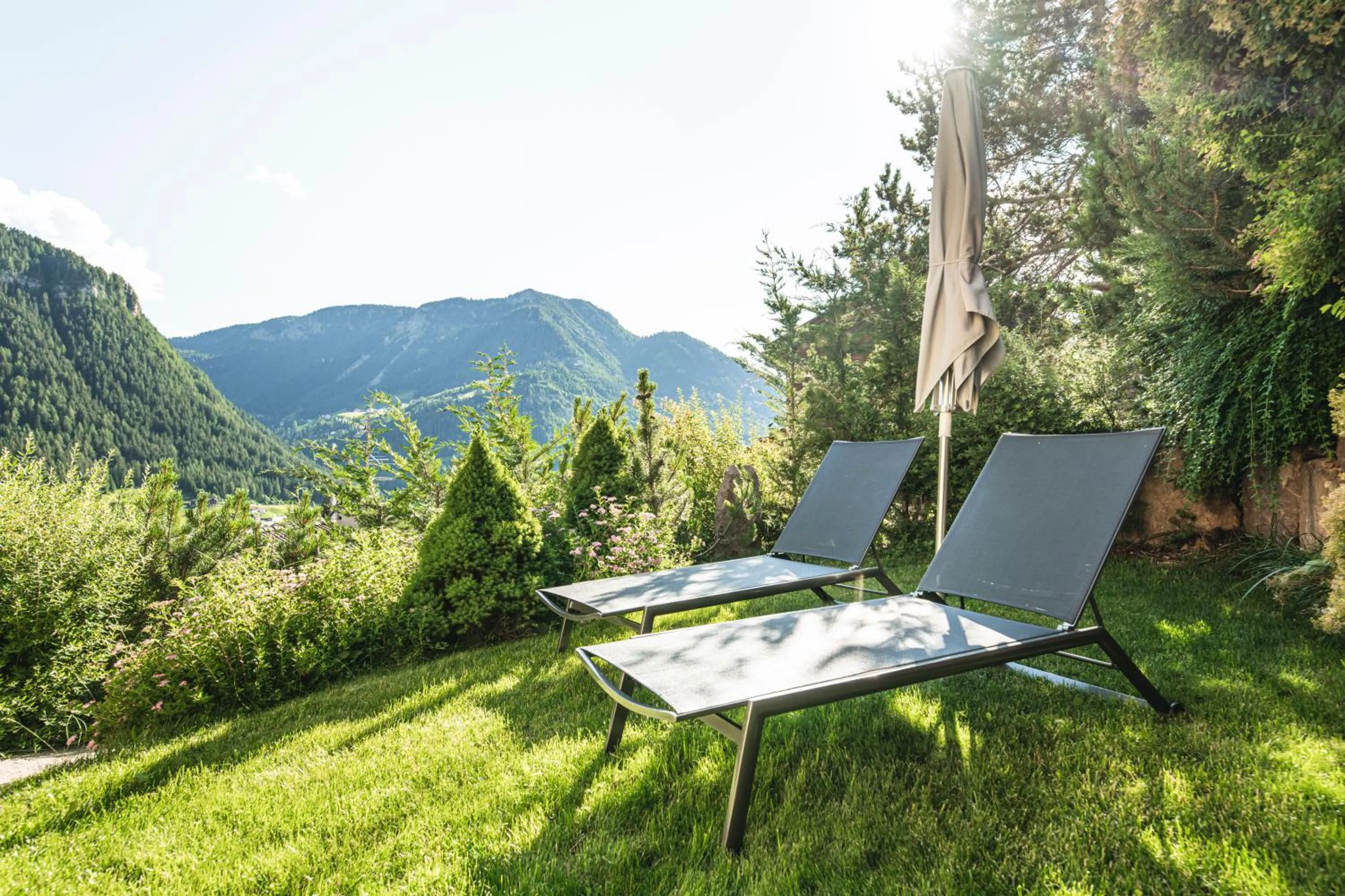 Garden in Chalet Residence Alpinflair