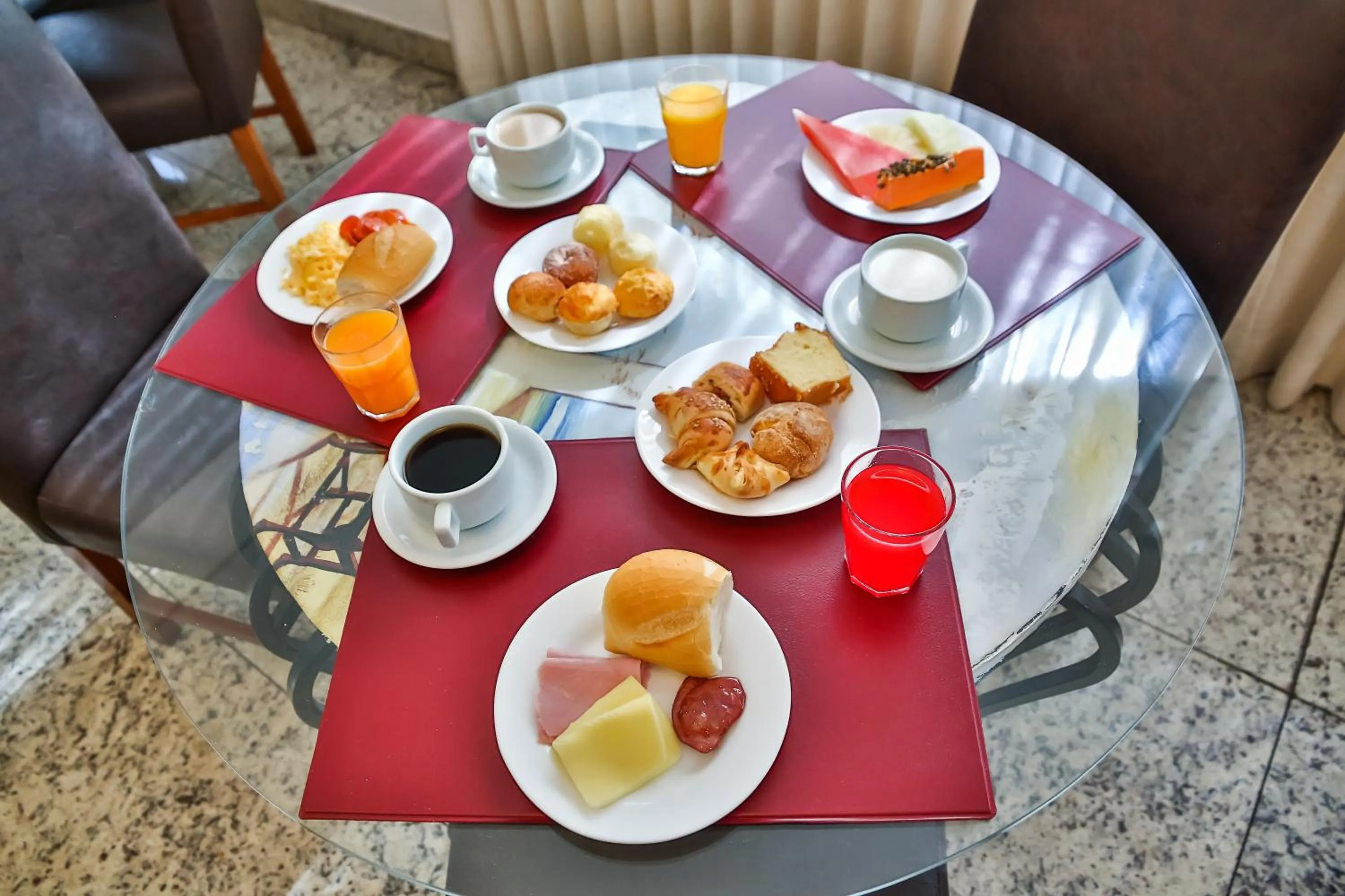 Restaurant/places to eat in San Diego Suites Pampulha Hotel - Oficial