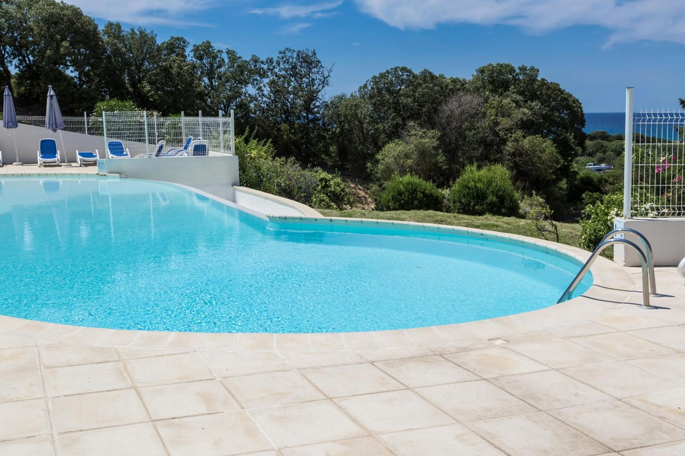 Swimming pool in Résidence Odalys Les Hameaux de Capra Scorsa
