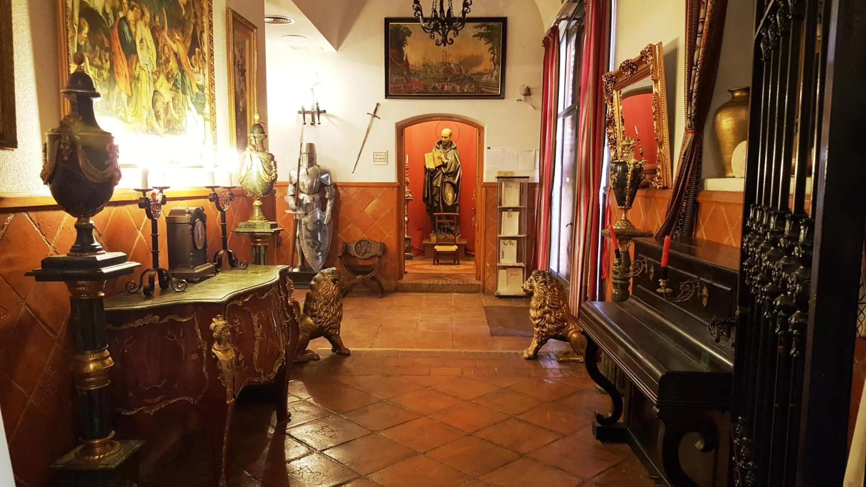 Lobby or reception in Hotel Rural Hospedería de los Calatravos