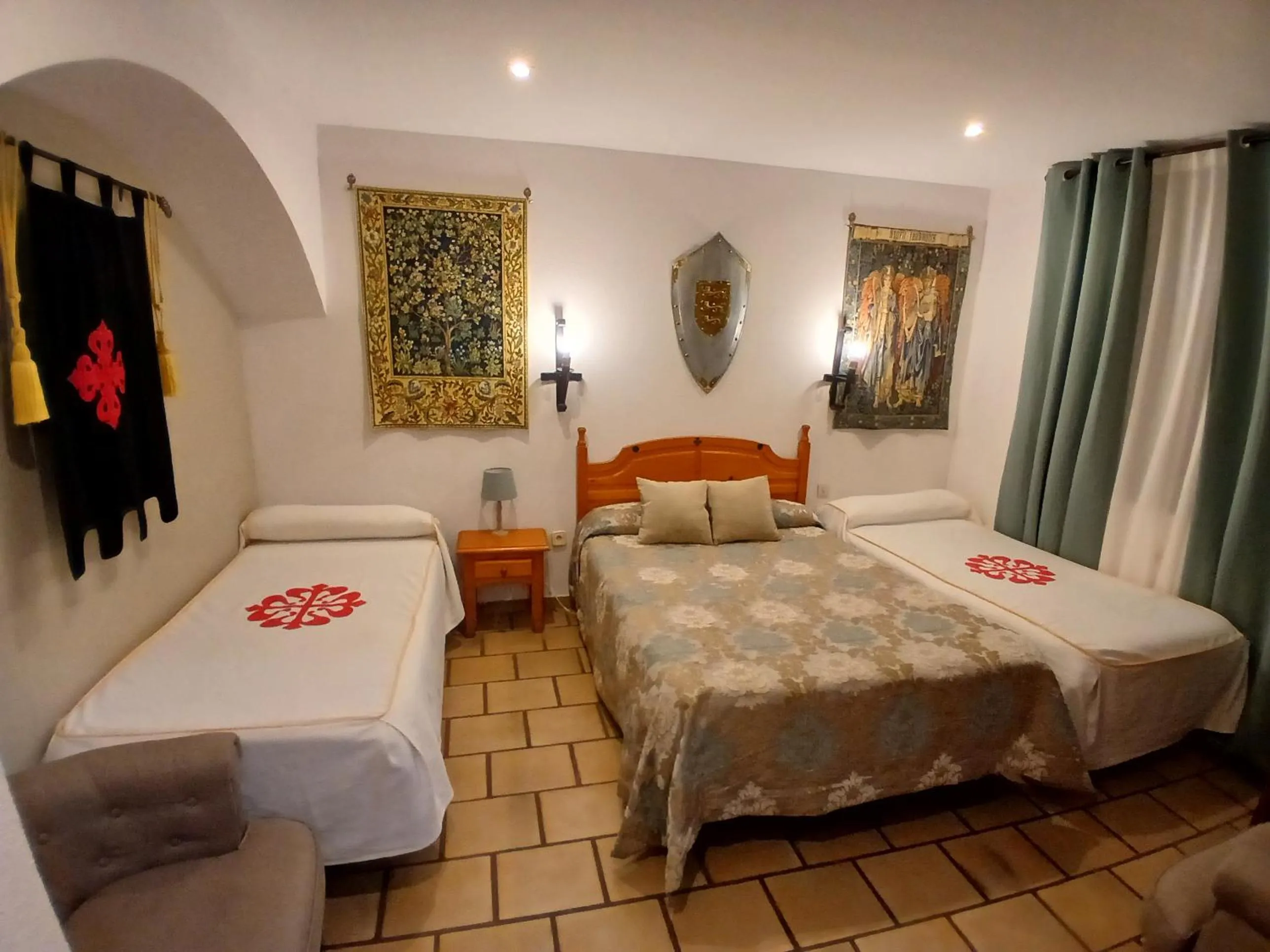 Bed in Hotel Rural Hospedería de los Calatravos