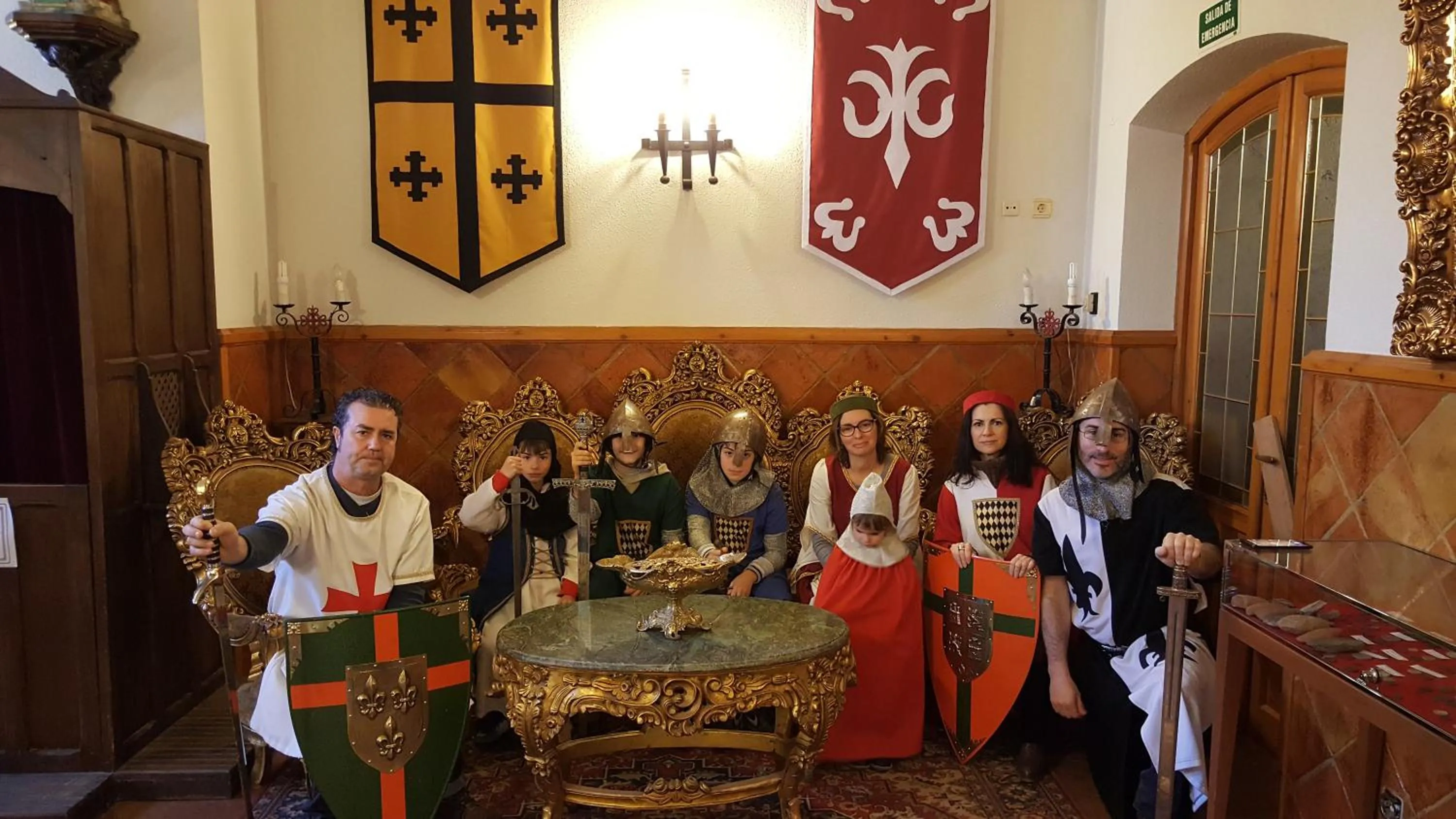 group of guests in Hotel Rural Hospedería de los Calatravos