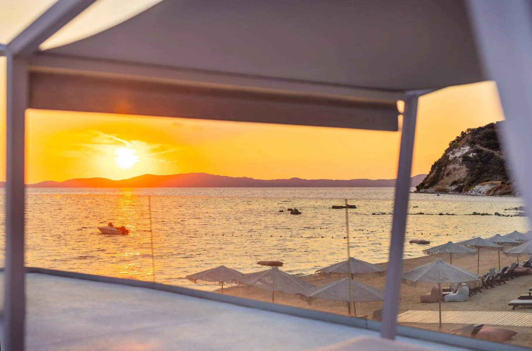 Sunset in Mount Athos Resort