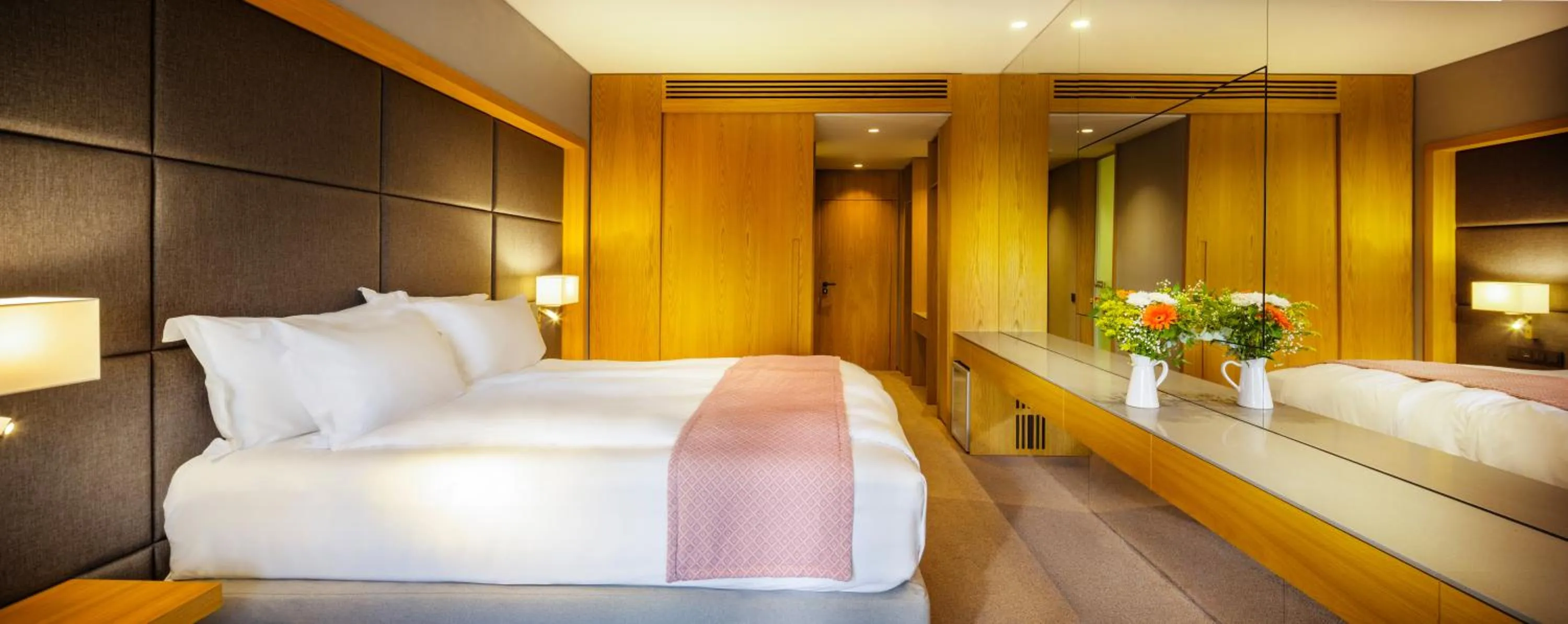 Bedroom, Bed in Mount Athos Resort