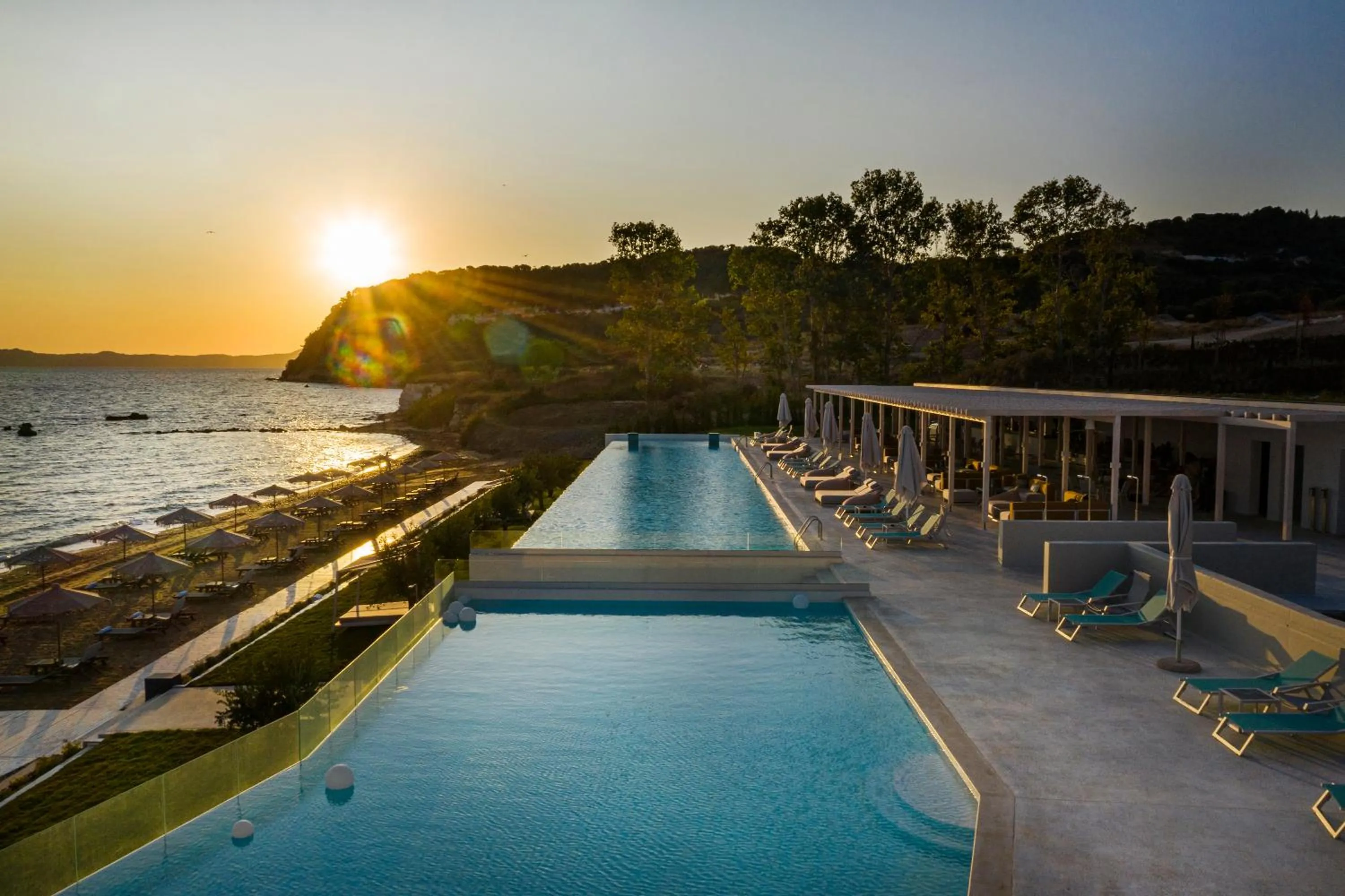 Swimming pool in Mount Athos Resort