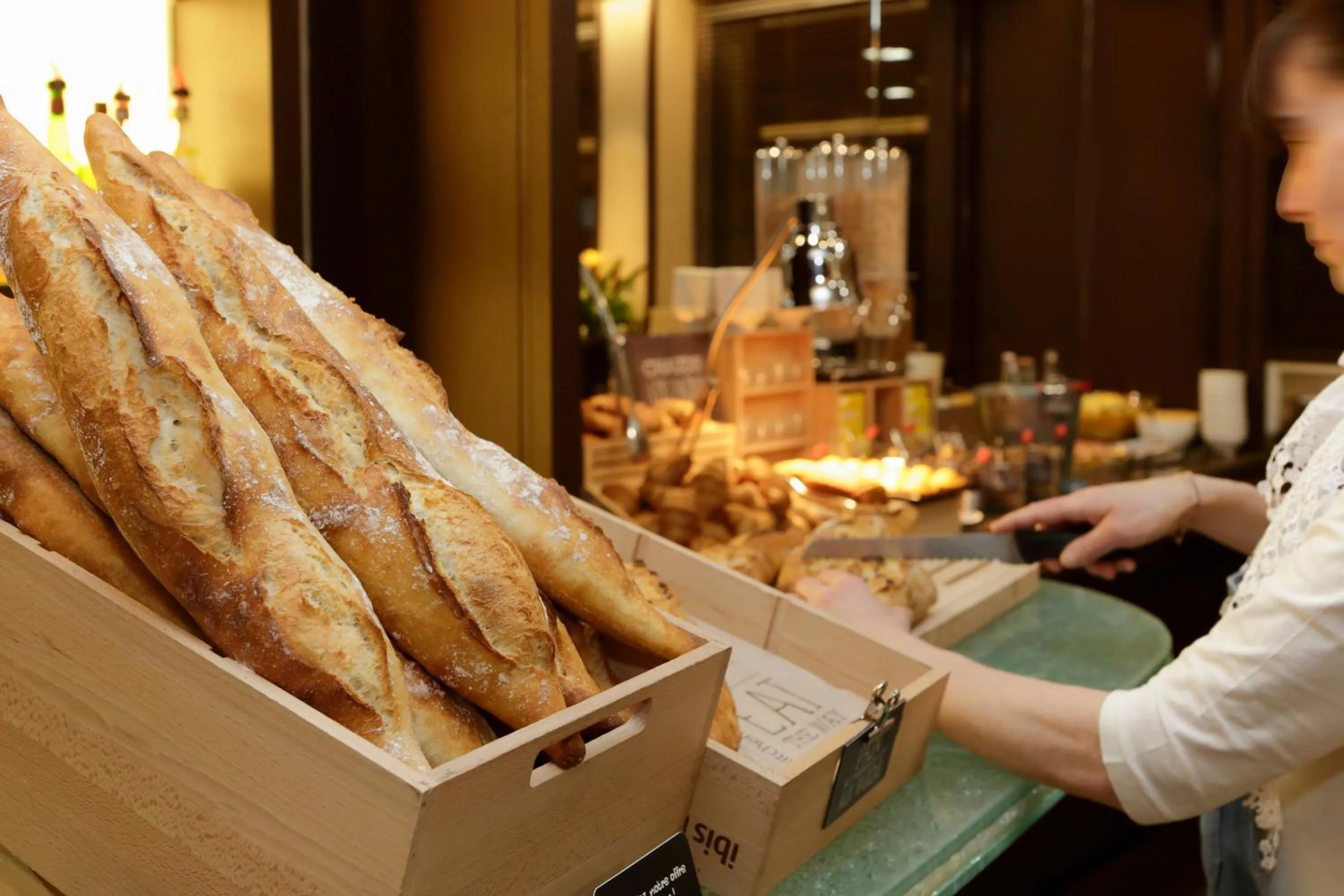 Buffet breakfast in ibis Besançon Centre Ville