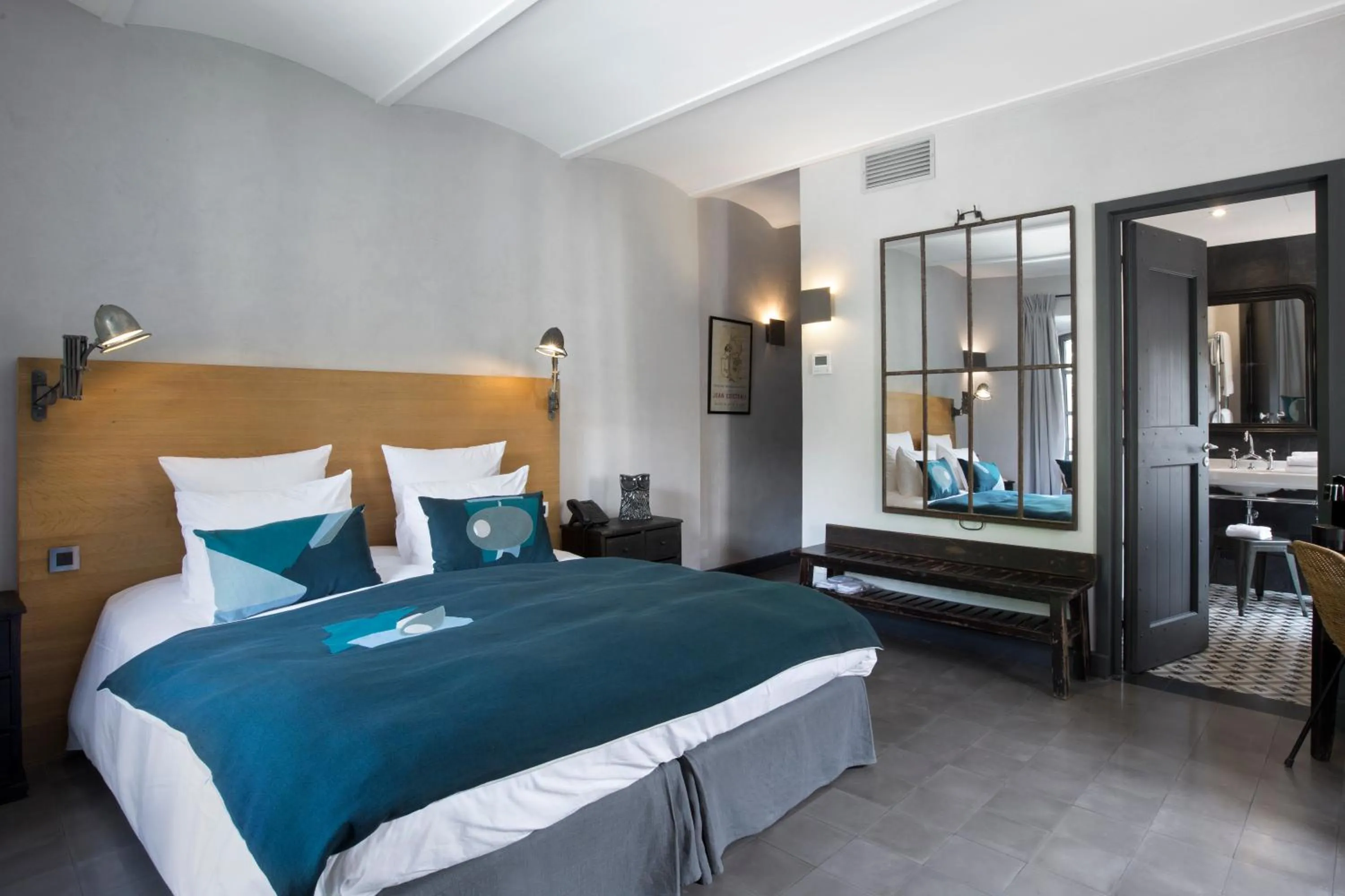 Bed in Auberge de Banne