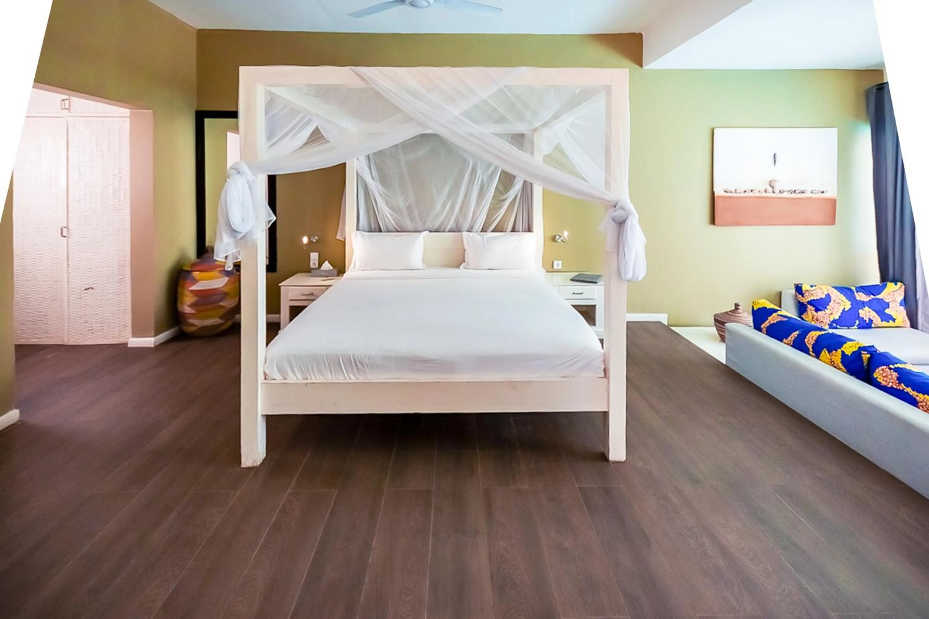 Bedroom, Bed in Balafon Beach Resort