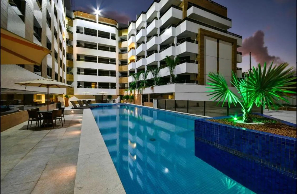 Swimming pool in Gold Flat Cabo Branco